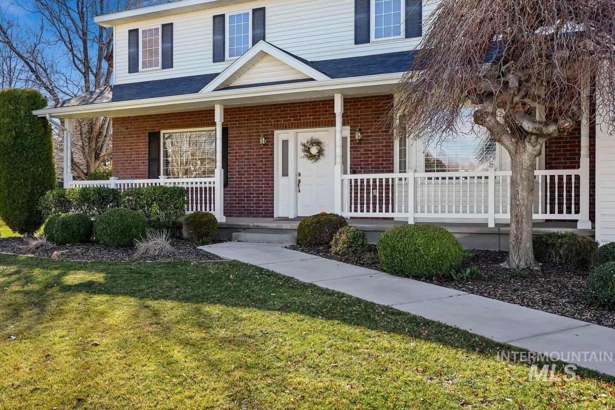 3018 Laurelwood Dr, Twin Falls, Idaho 83301, 4 Bedrooms, 3 Bathrooms, Residential For Sale, Price $919,000, 98977552