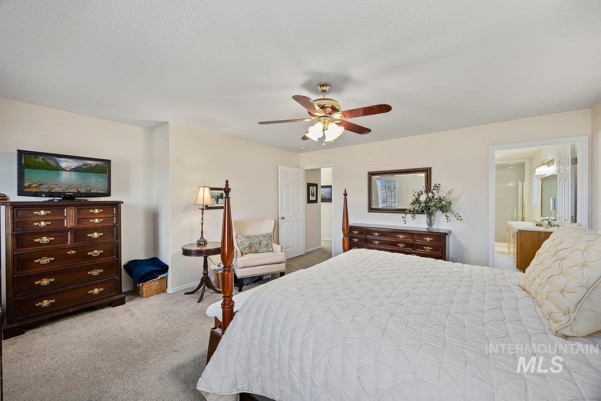 3018 Laurelwood Dr, Twin Falls, Idaho 83301, 4 Bedrooms, 3 Bathrooms, Residential For Sale, Price $919,000, 98977552