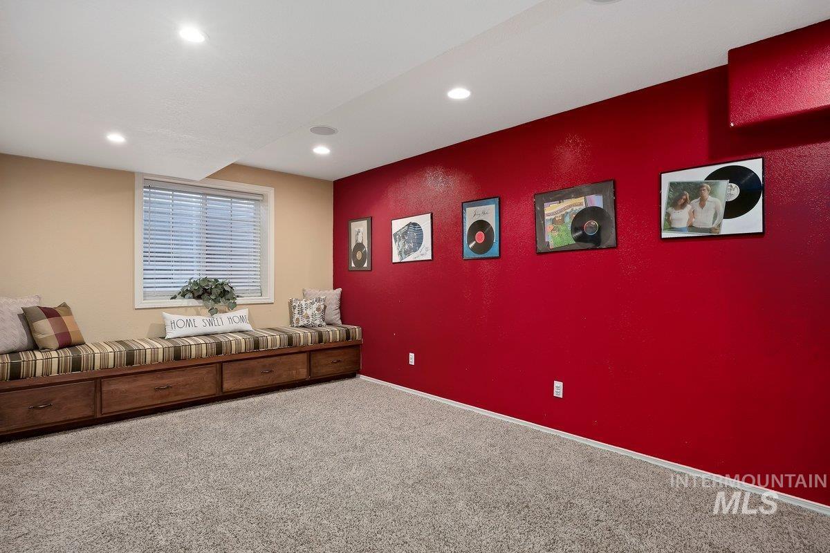 3018 Laurelwood Dr, Twin Falls, Idaho 83301, 4 Bedrooms, 3 Bathrooms, Residential For Sale, Price $919,000, 98977552