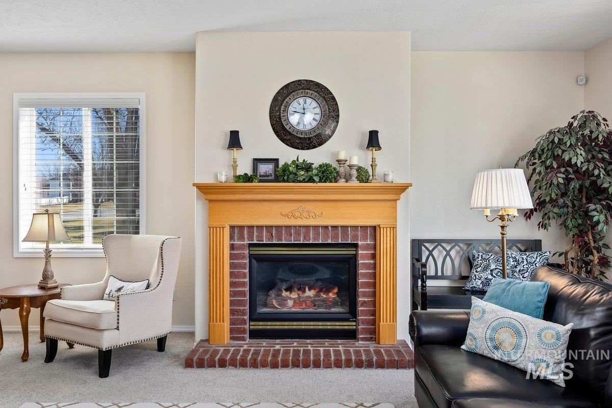 3018 Laurelwood Dr, Twin Falls, Idaho 83301, 4 Bedrooms, 3 Bathrooms, Residential For Sale, Price $919,000, 98977552