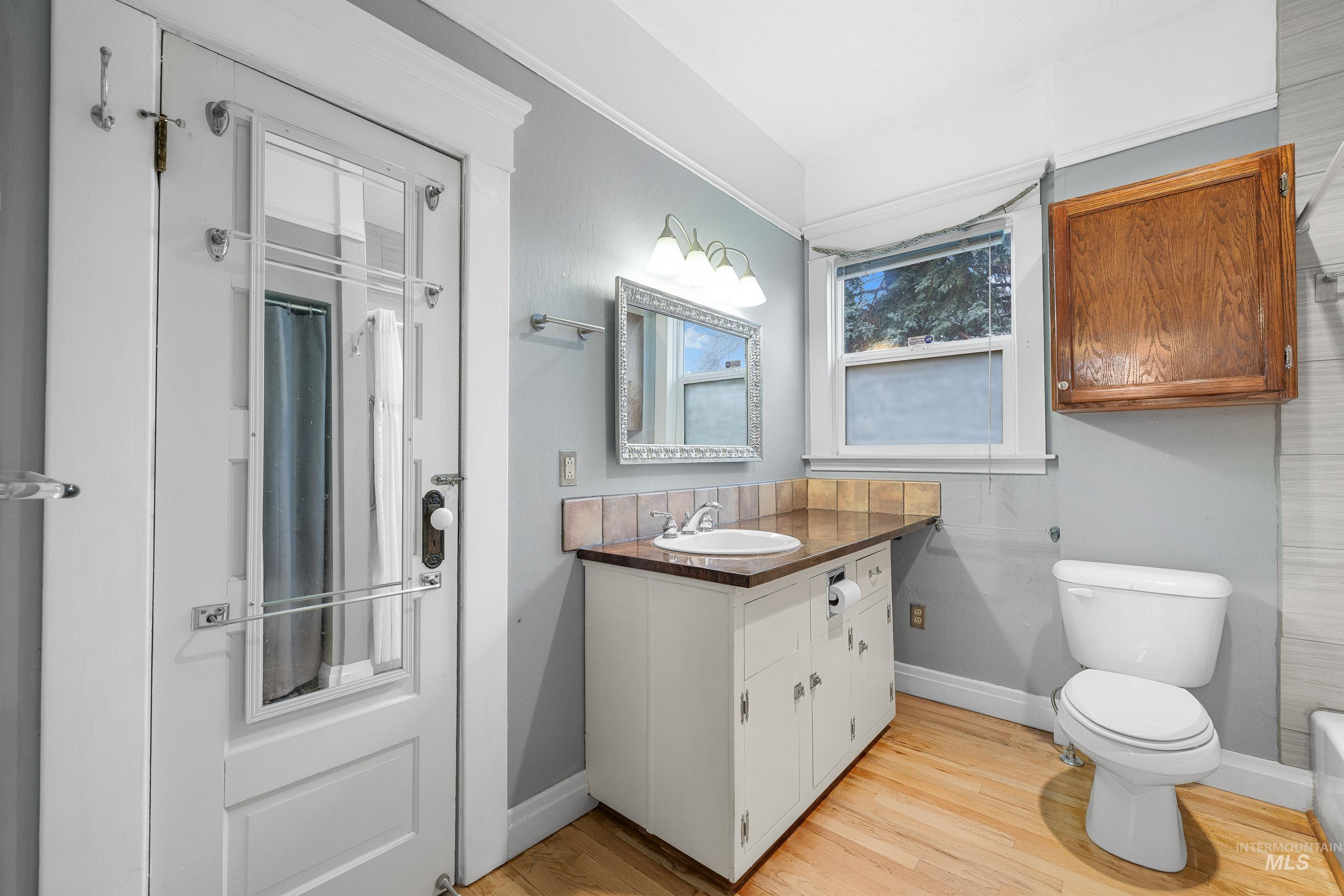 1415/1411 S Fern St, Nampa, Idaho 83686, 2 Bedrooms, 1 Bathroom, Residential Income For Sale, Price $440,000, 98977553