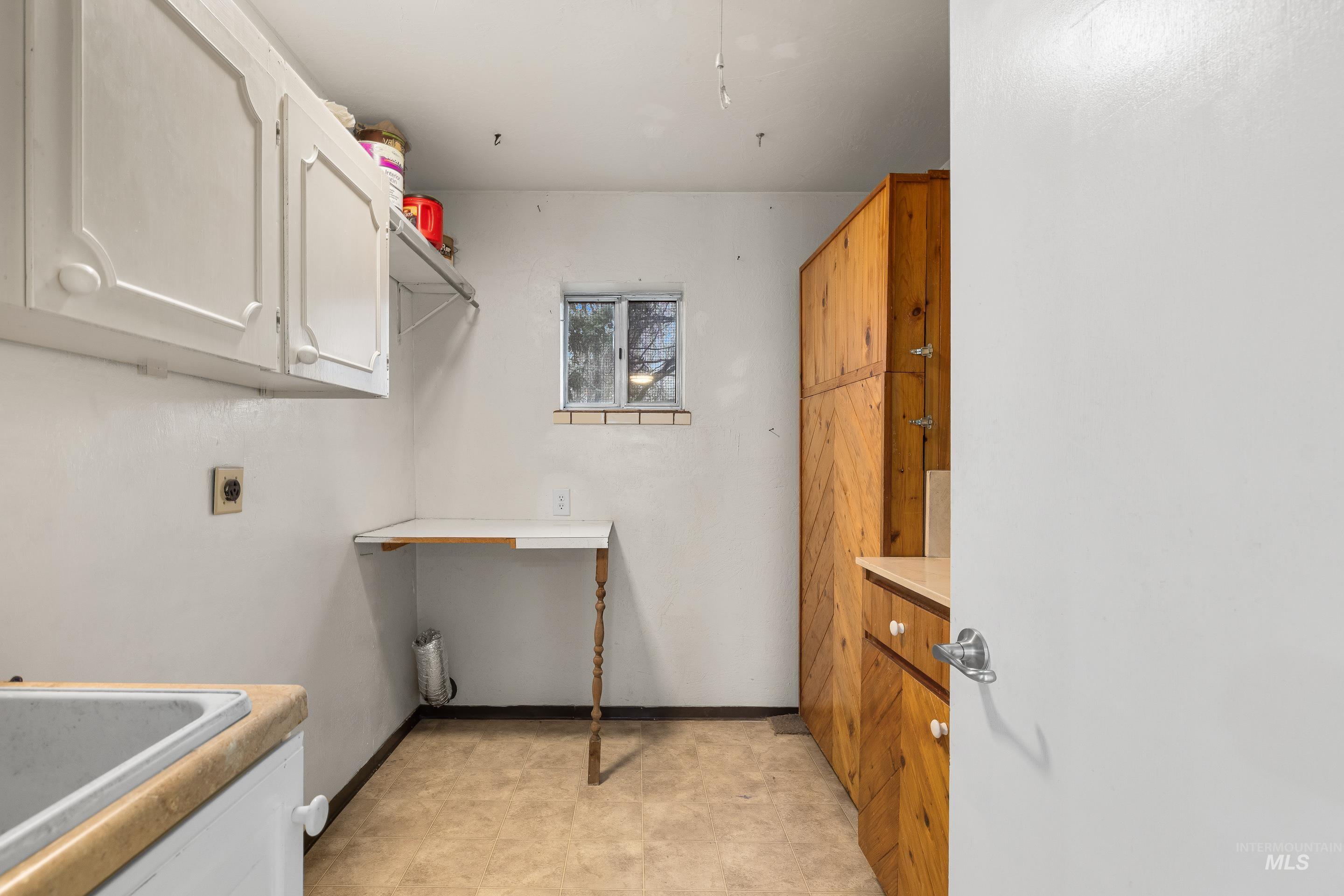 1415/1411 S Fern St, Nampa, Idaho 83686, 2 Bedrooms, 1 Bathroom, Residential Income For Sale, Price $440,000, 98977553