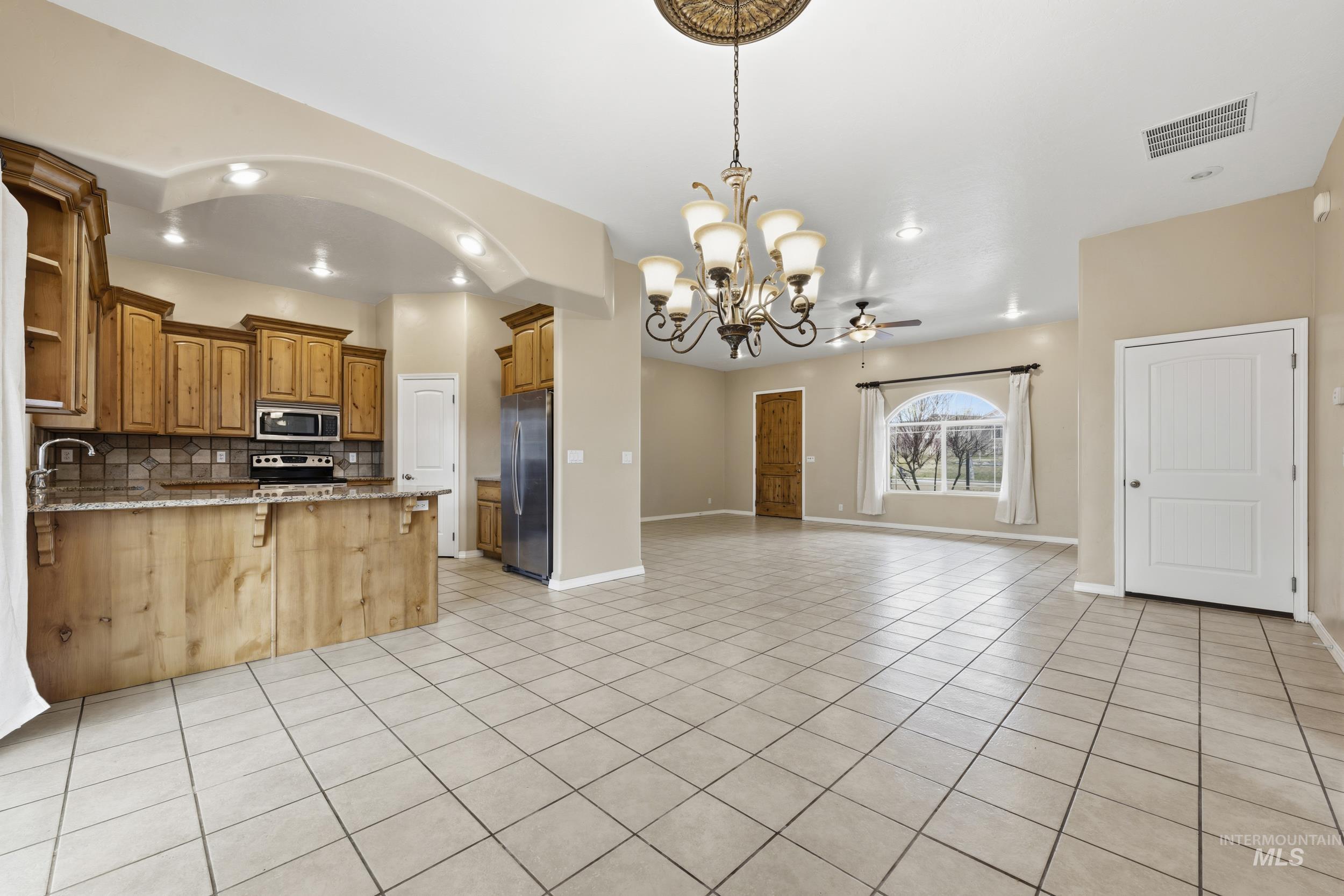 1101 Pioneer Way, Parma, Idaho 83660, 3 Bedrooms, 2 Bathrooms, Residential For Sale, Price $455,000,MLS 98977557