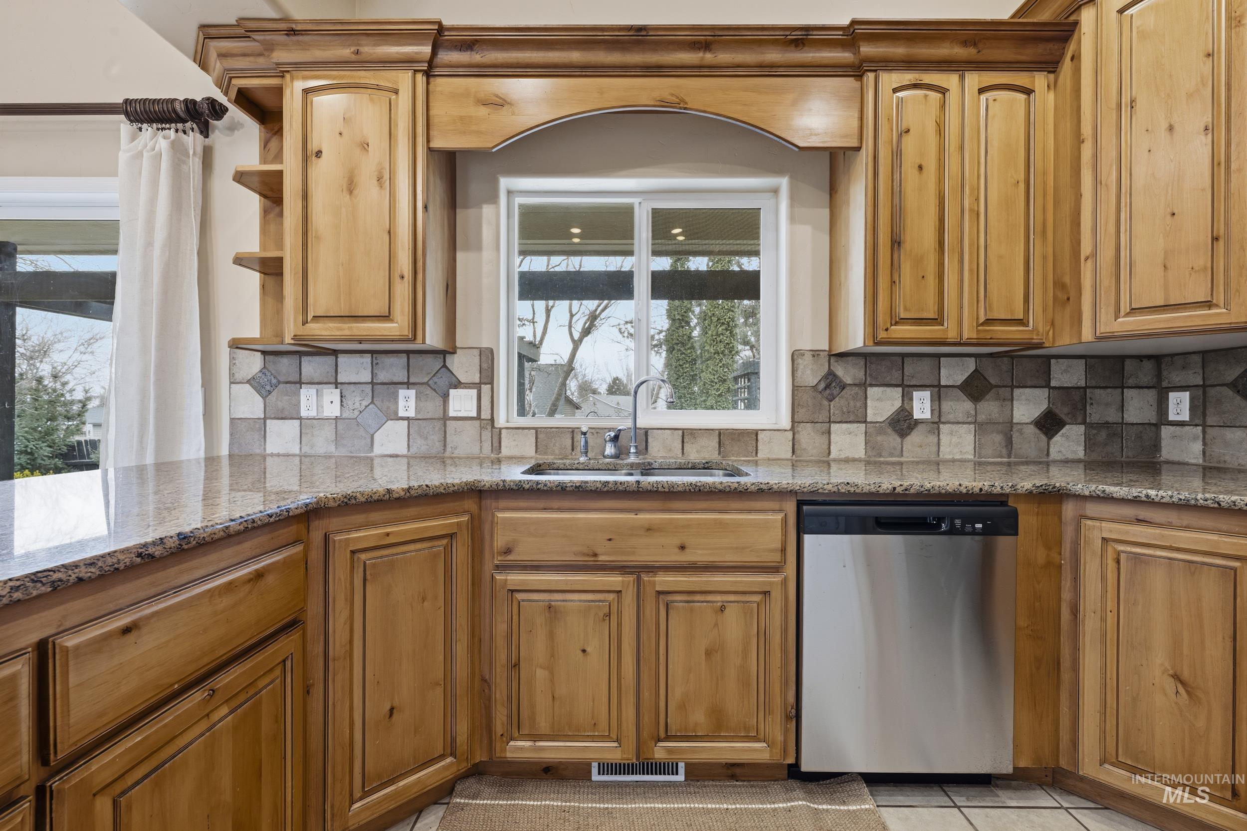 1101 Pioneer Way, Parma, Idaho 83660, 3 Bedrooms, 2 Bathrooms, Residential For Sale, Price $455,000,MLS 98977557