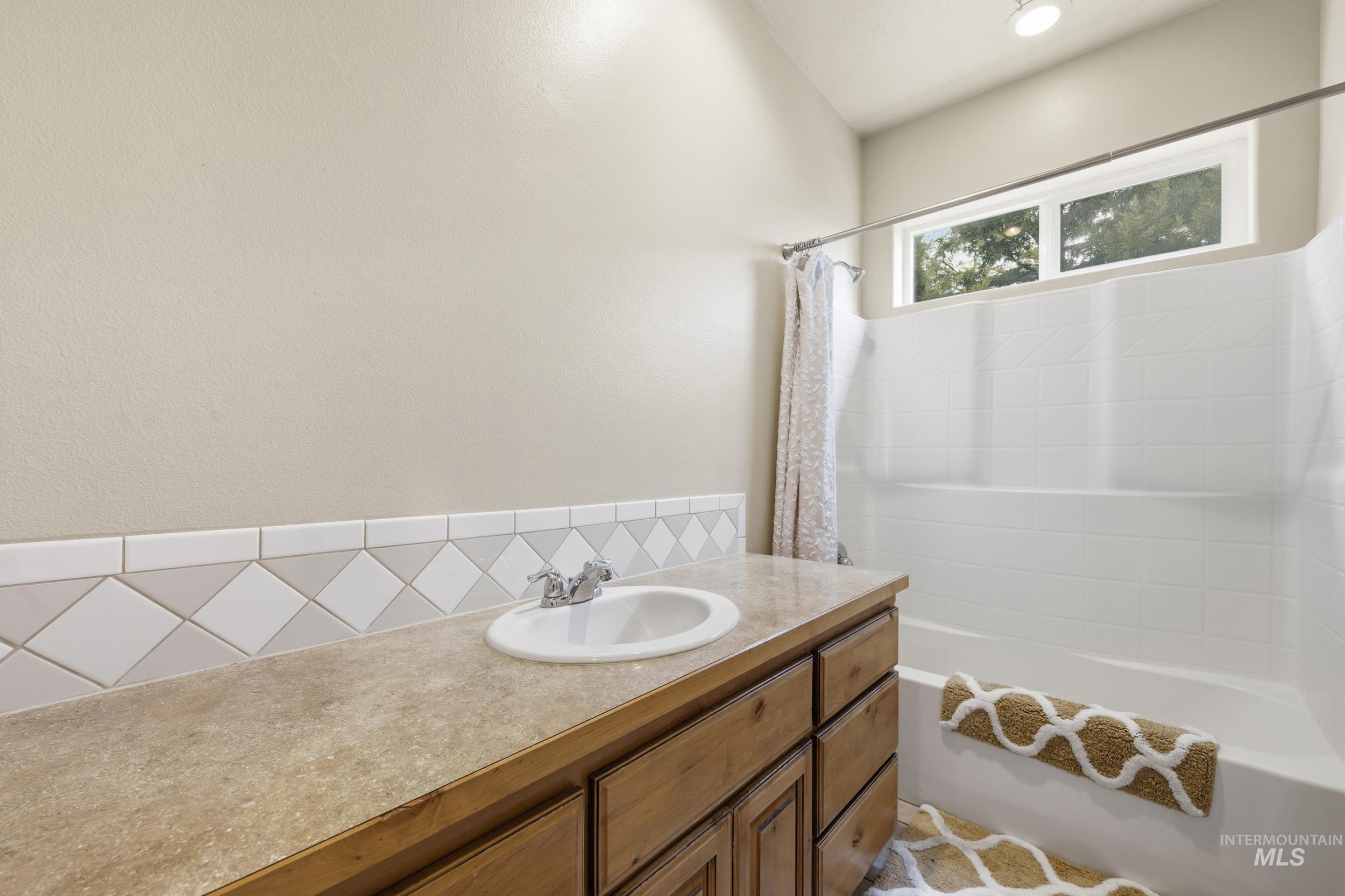 1101 Pioneer Way, Parma, Idaho 83660, 3 Bedrooms, 2 Bathrooms, Residential For Sale, Price $455,000,MLS 98977557