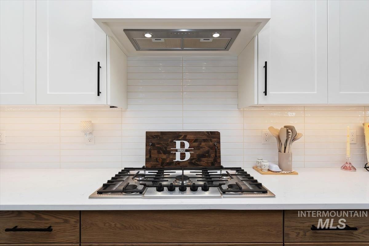 1372 W Tiger Eye, Kuna, Idaho 83634, 5 Bedrooms, 2.5 Bathrooms, Residential For Sale, Price $630,000,MLS 98977559