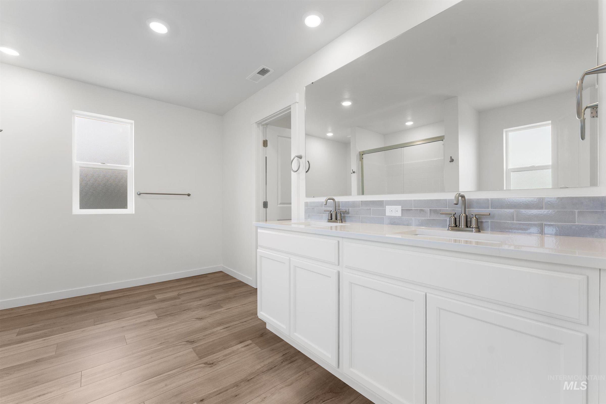 7797 E Myrtle Beach Dr, Nampa, Idaho 83687, 3 Bedrooms, 2.5 Bathrooms, Residential For Sale, Price $426,509,MLS 98977560