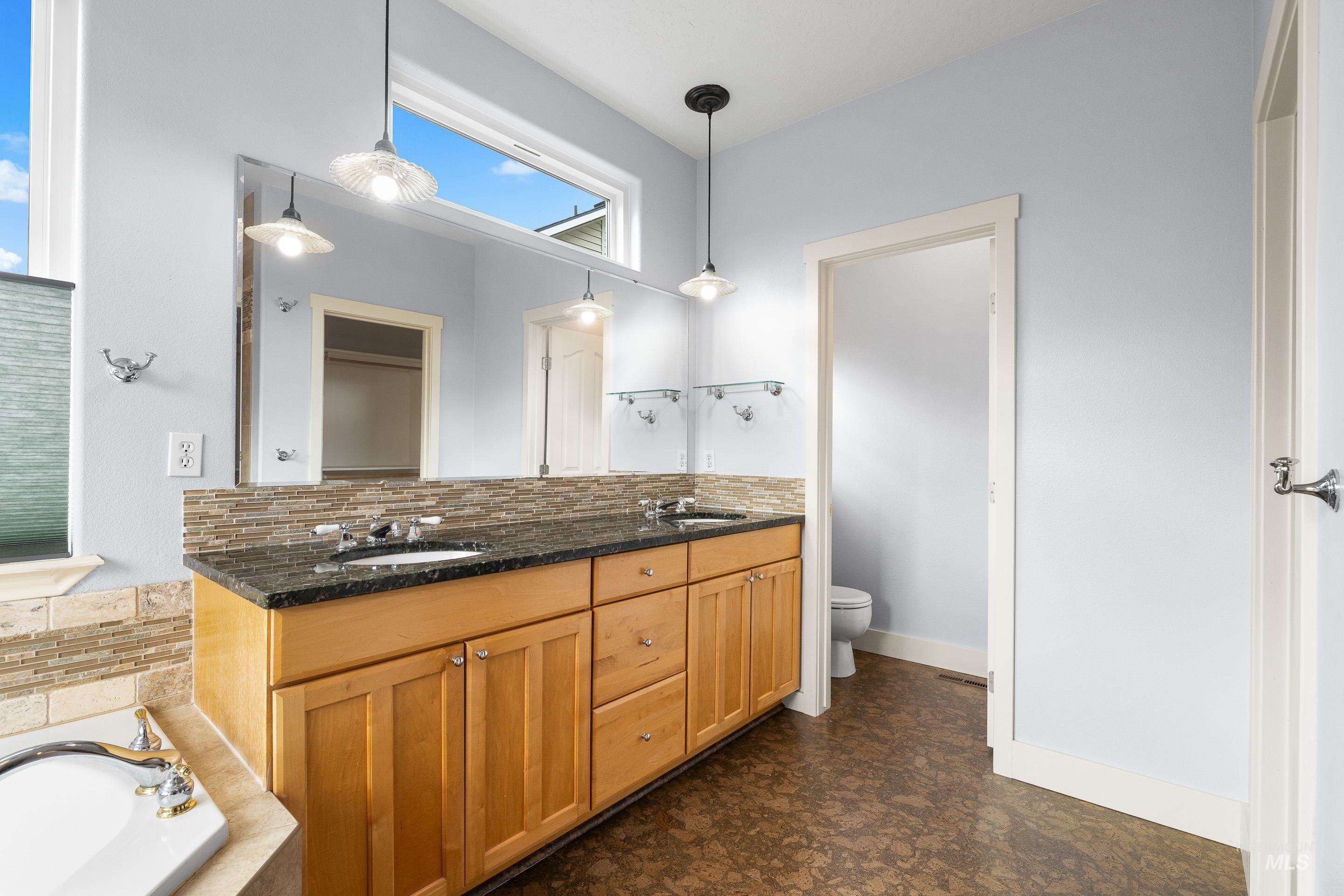 3021 E Green Canyon Dr, Meridian, Idaho 83642, 3 Bedrooms, 2 Bathrooms, Residential For Sale, Price $525,000,MLS 98977566