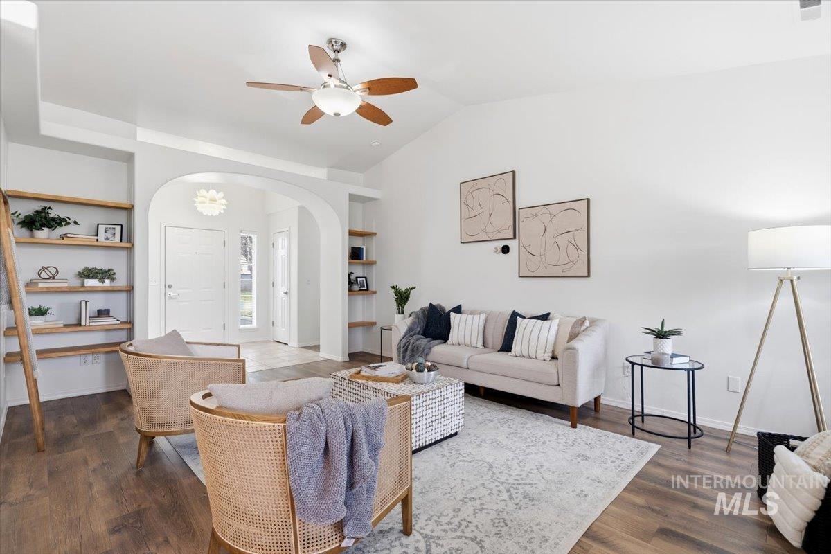 8864 W Mediterranean Ct, Boise, Idaho 83709, 3 Bedrooms, 2 Bathrooms, Residential For Sale, Price $489,000,MLS 98977569