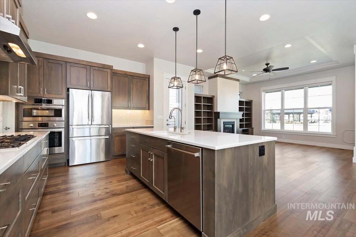 6230 N Bolsena Lane, Meridian, Idaho 83646-7601, 2 Bedrooms, 2 Bathrooms, Residential For Sale, Price $609,000, 98977579