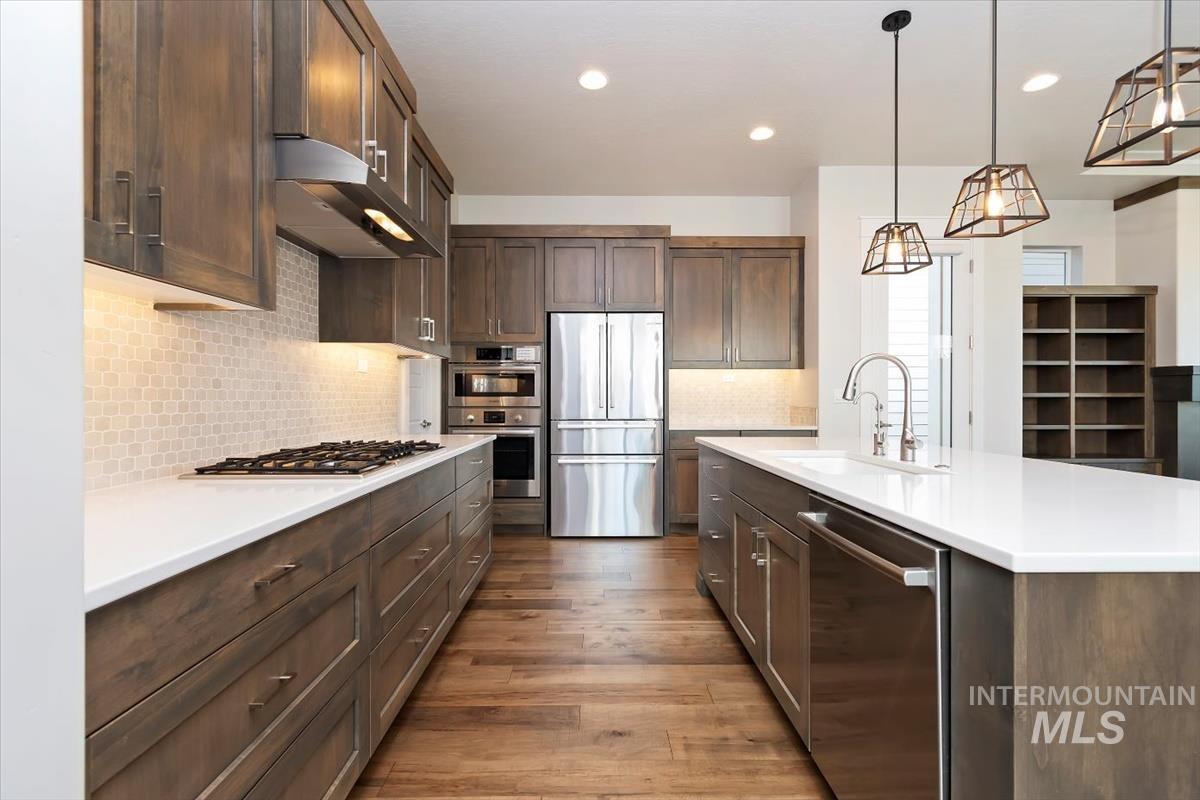 6230 N Bolsena Lane, Meridian, Idaho 83646-7601, 2 Bedrooms, 2 Bathrooms, Residential For Sale, Price $609,000, 98977579