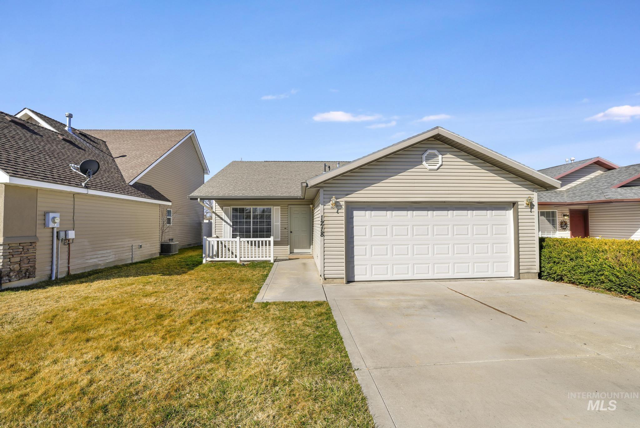 1218 Inca Dr, Twin Falls, Idaho 83301-8723, 3 Bedrooms, 2 Bathrooms, Residential For Sale, Price $310,000, 98977580