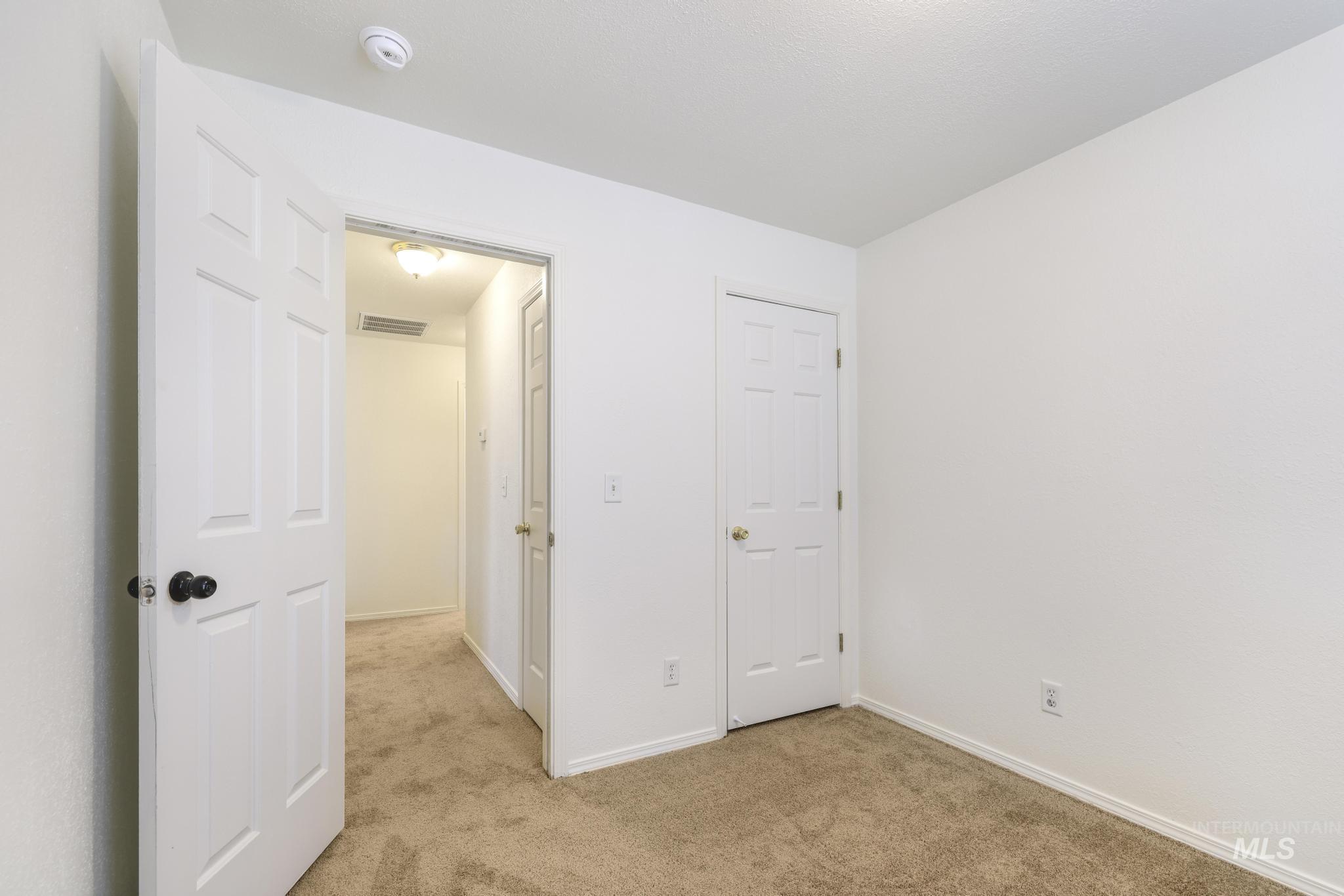 1218 Inca Dr, Twin Falls, Idaho 83301-8723, 3 Bedrooms, 2 Bathrooms, Residential For Sale, Price $310,000, 98977580