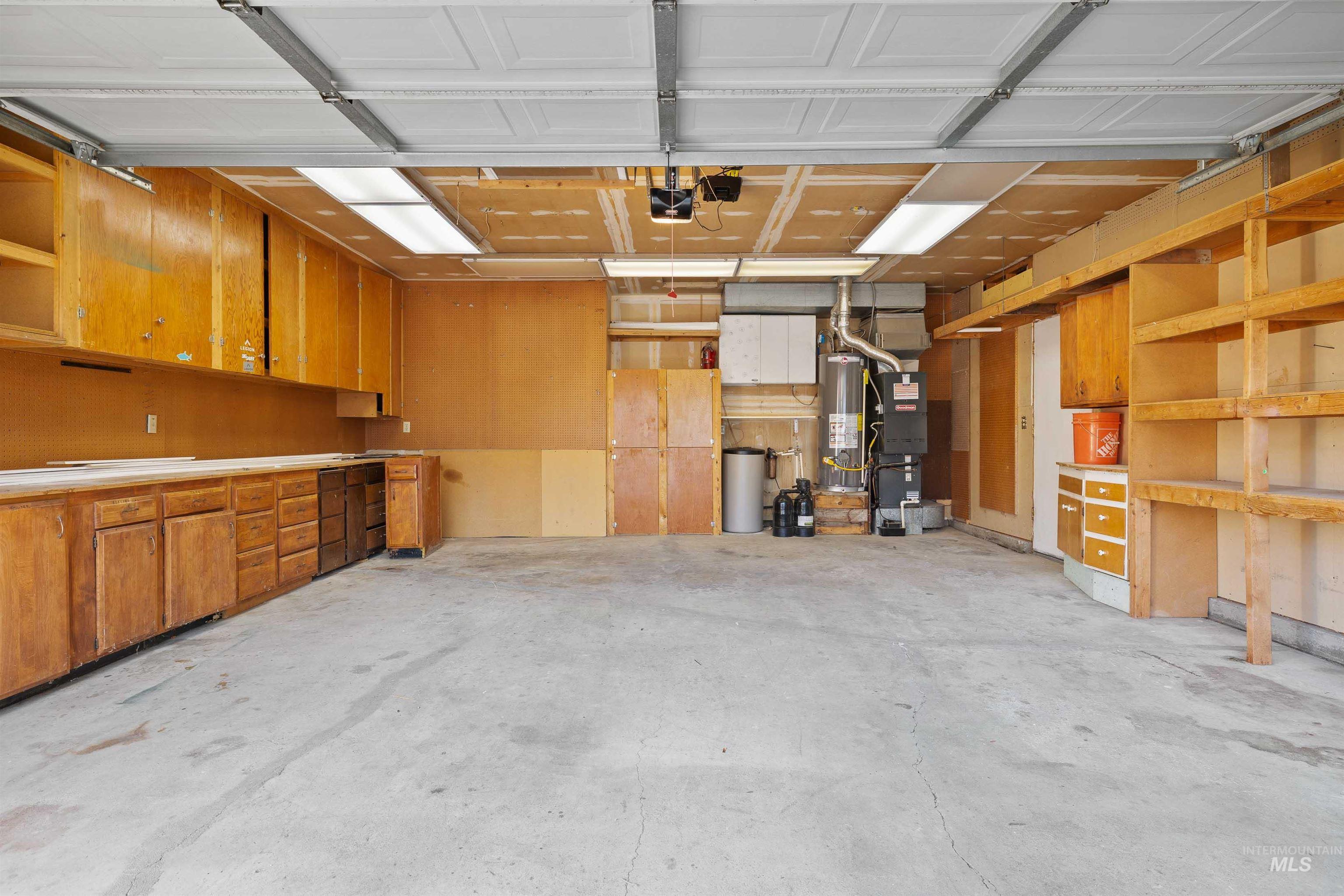 1605 Targhee Dr, Twin Falls, Idaho 83301-3547, 3 Bedrooms, 2 Bathrooms, Residential For Sale, Price $339,900, 98977582