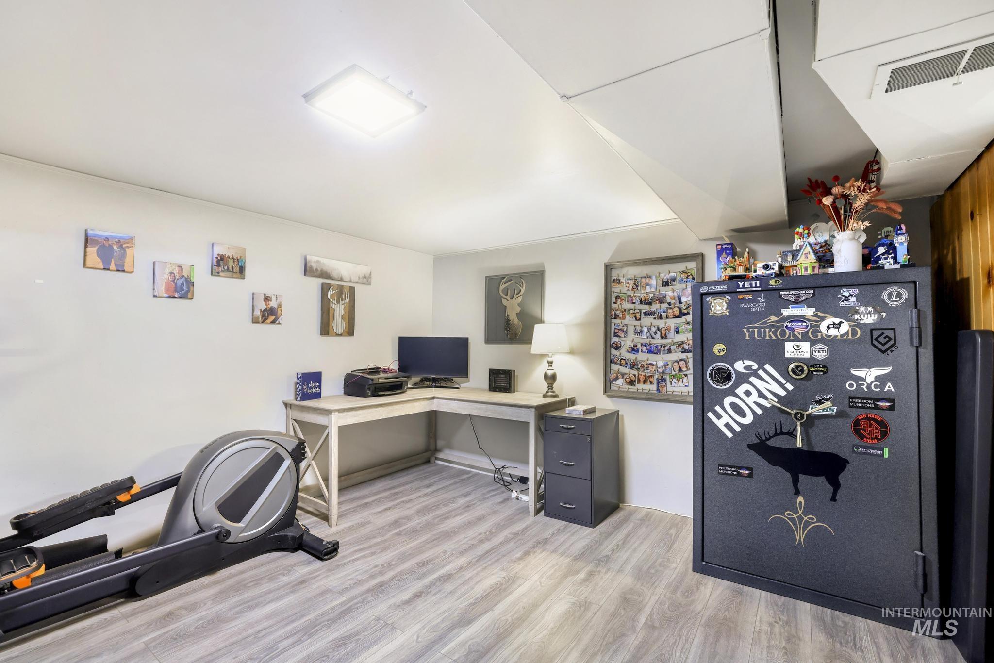 1221 Nevada, Gooding, Idaho 83330, 3 Bedrooms, 1 Bathroom, Residential For Sale, Price $269,900, 98977583