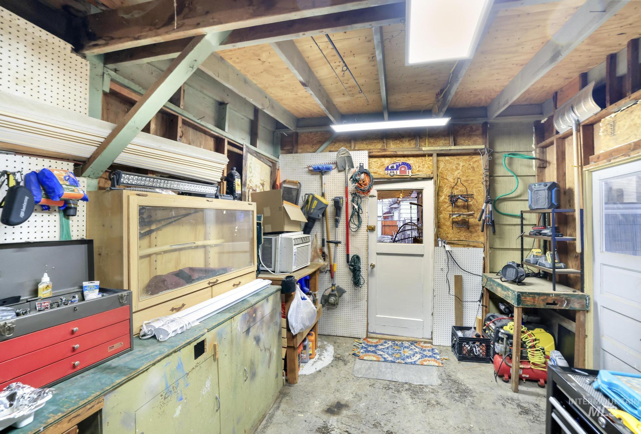 1221 Nevada, Gooding, Idaho 83330, 3 Bedrooms, 1 Bathroom, Residential For Sale, Price $269,900, 98977583