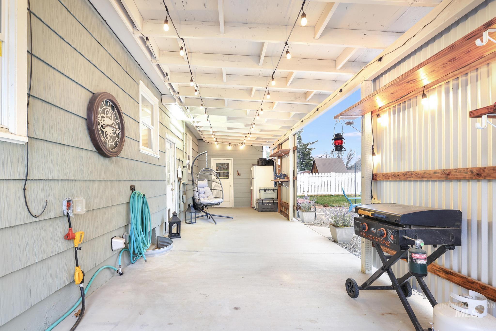 1221 Nevada, Gooding, Idaho 83330, 3 Bedrooms, 1 Bathroom, Residential For Sale, Price $269,900, 98977583