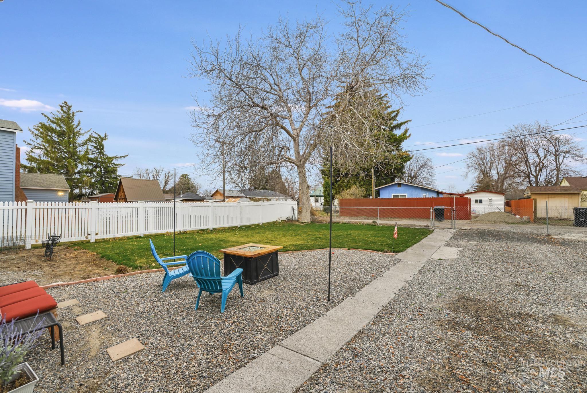 1221 Nevada, Gooding, Idaho 83330, 3 Bedrooms, 1 Bathroom, Residential For Sale, Price $269,900, 98977583