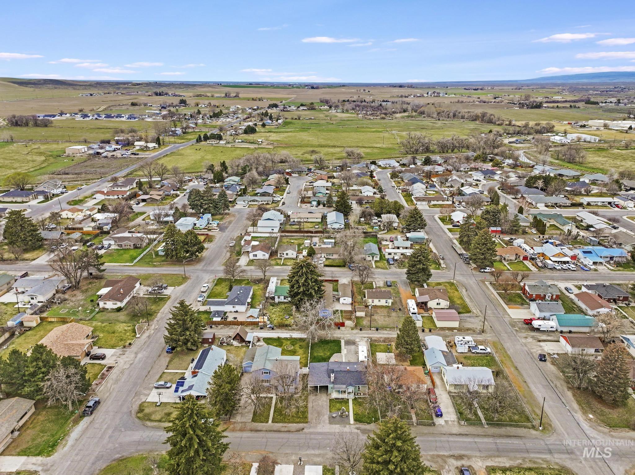 1221 Nevada, Gooding, Idaho 83330, 3 Bedrooms, 1 Bathroom, Residential For Sale, Price $269,900, 98977583