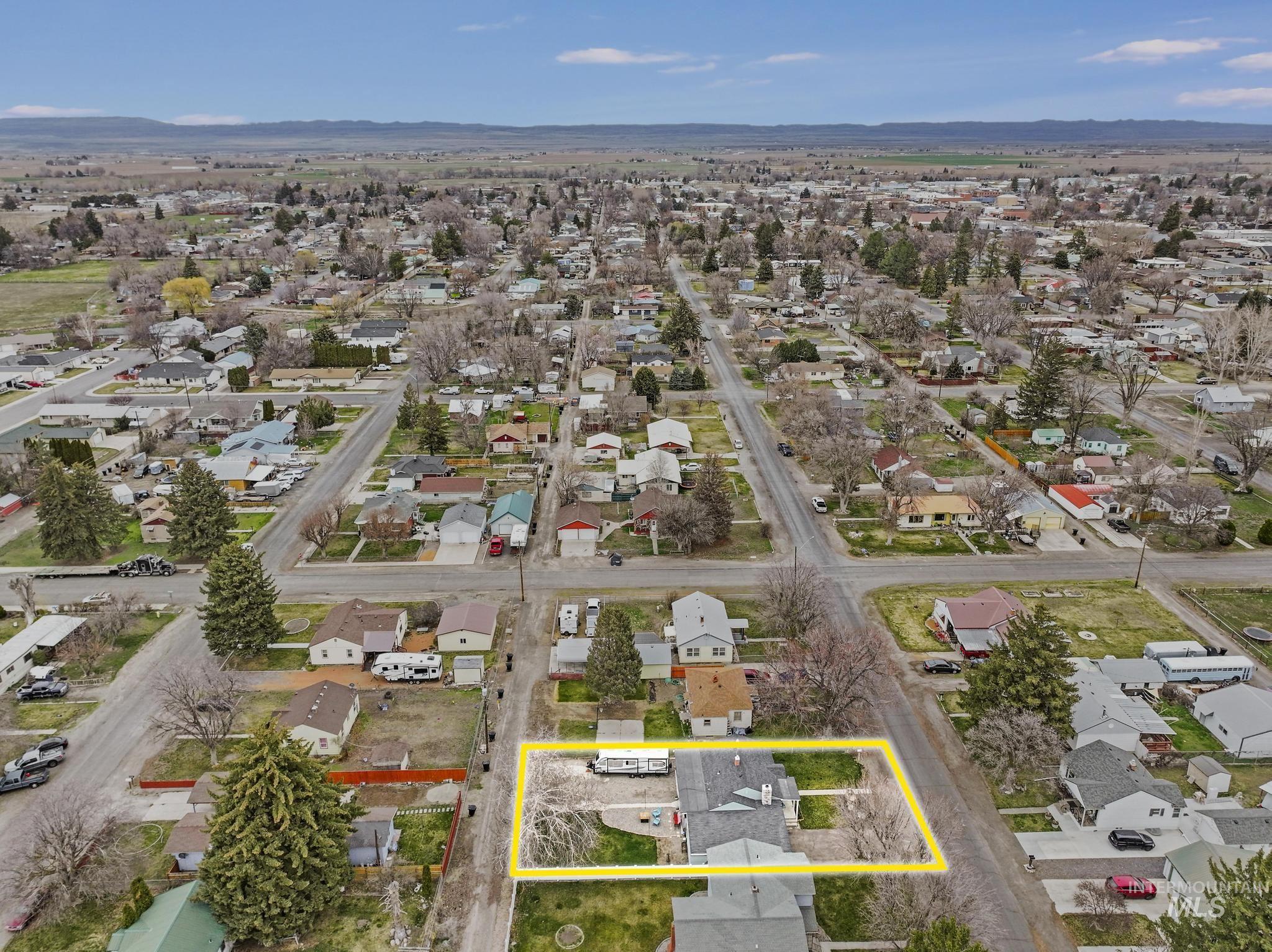 1221 Nevada, Gooding, Idaho 83330, 3 Bedrooms, 1 Bathroom, Residential For Sale, Price $269,900, 98977583