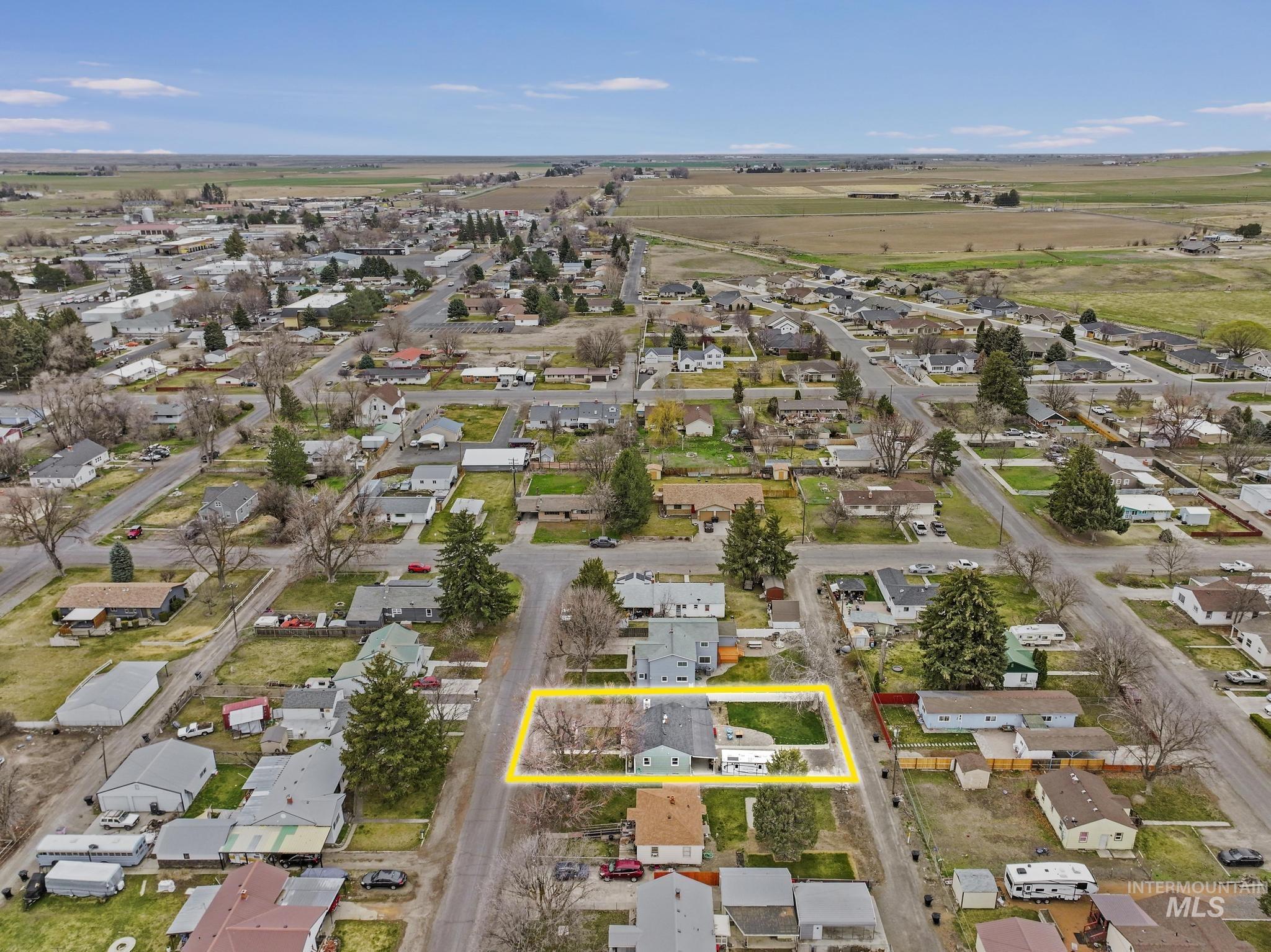 1221 Nevada, Gooding, Idaho 83330, 3 Bedrooms, 1 Bathroom, Residential For Sale, Price $269,900, 98977583