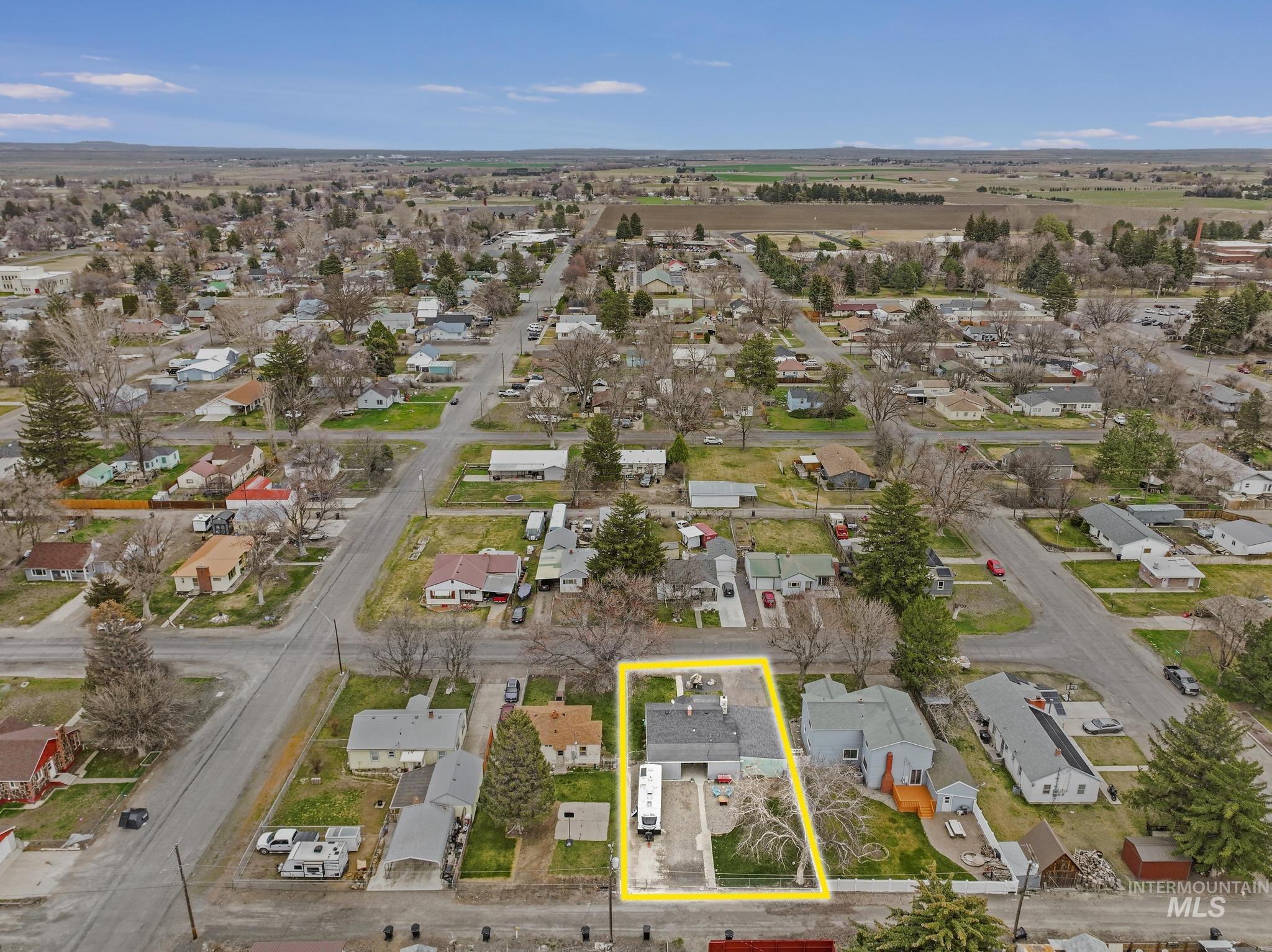 1221 Nevada, Gooding, Idaho 83330, 3 Bedrooms, 1 Bathroom, Residential For Sale, Price $269,900, 98977583