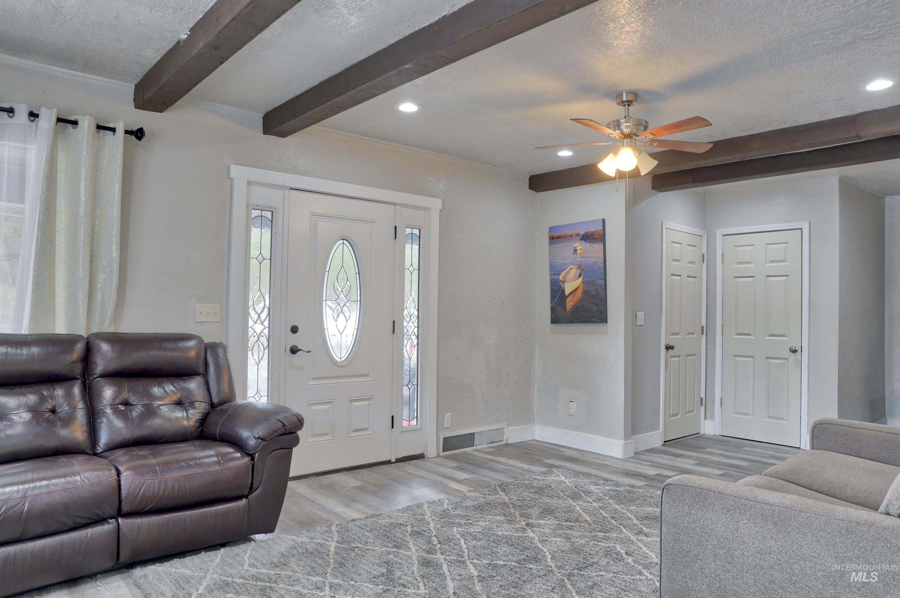 305 N 3rd St., McCall, Idaho 83638, 3 Bedrooms, 1 Bathroom, Residential For Sale, Price $730,000, 98977586