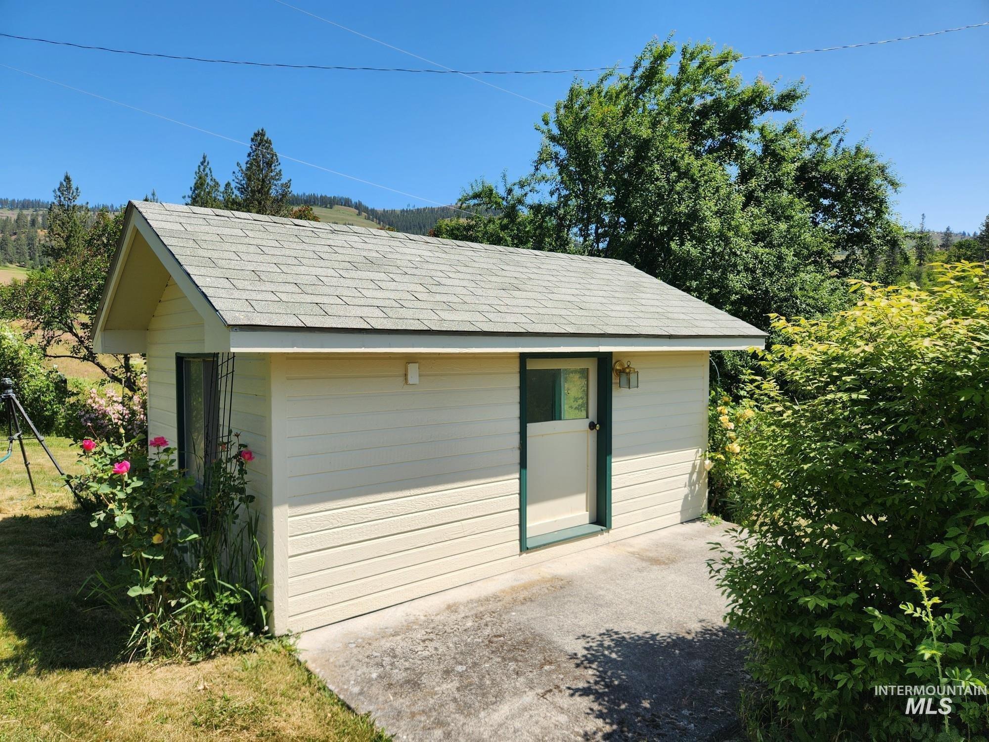 367 Woodland Rd, Kamiah, Idaho 83536, 5 Bedrooms, 2 Bathrooms, Residential For Sale, Price $795,000,MLS 98977587