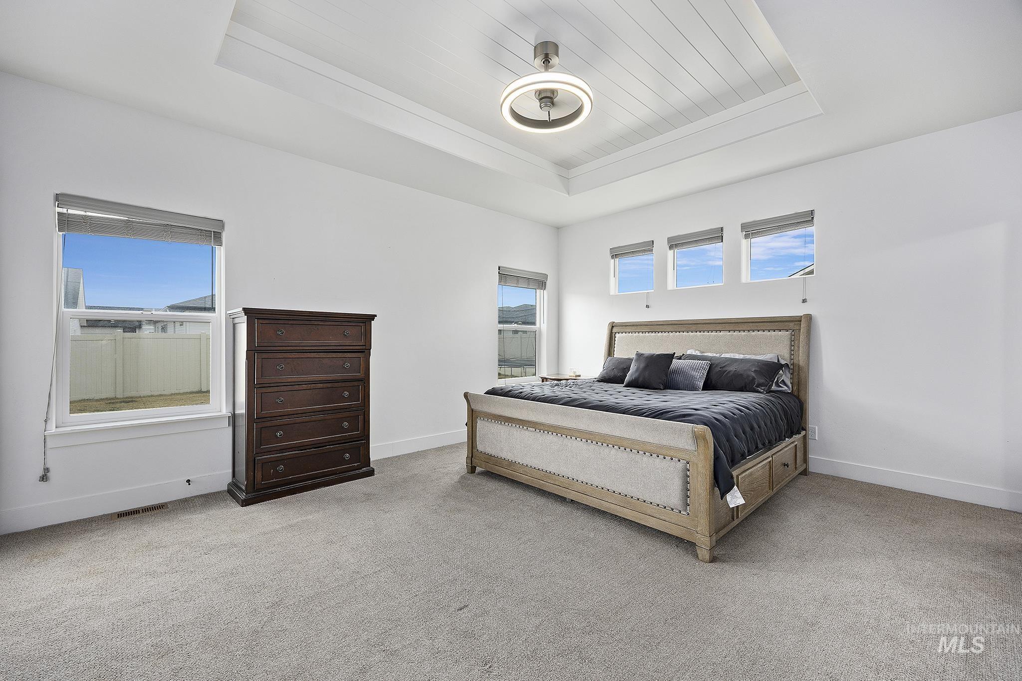 827 Mossview Ave, Twin Falls, Idaho 83301, 4 Bedrooms, 3 Bathrooms, Residential For Sale, Price $540,000, 98977588