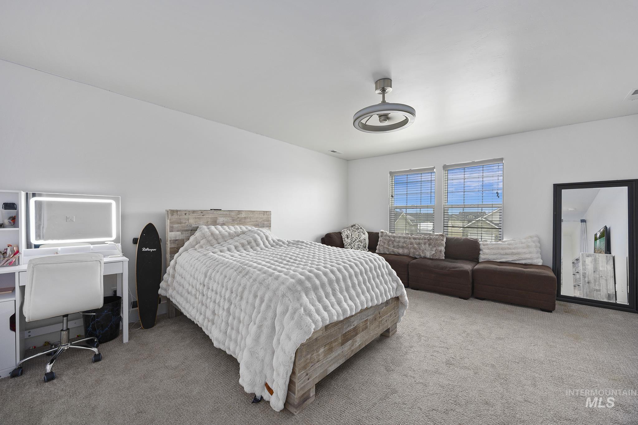 827 Mossview Ave, Twin Falls, Idaho 83301, 4 Bedrooms, 3 Bathrooms, Residential For Sale, Price $540,000, 98977588