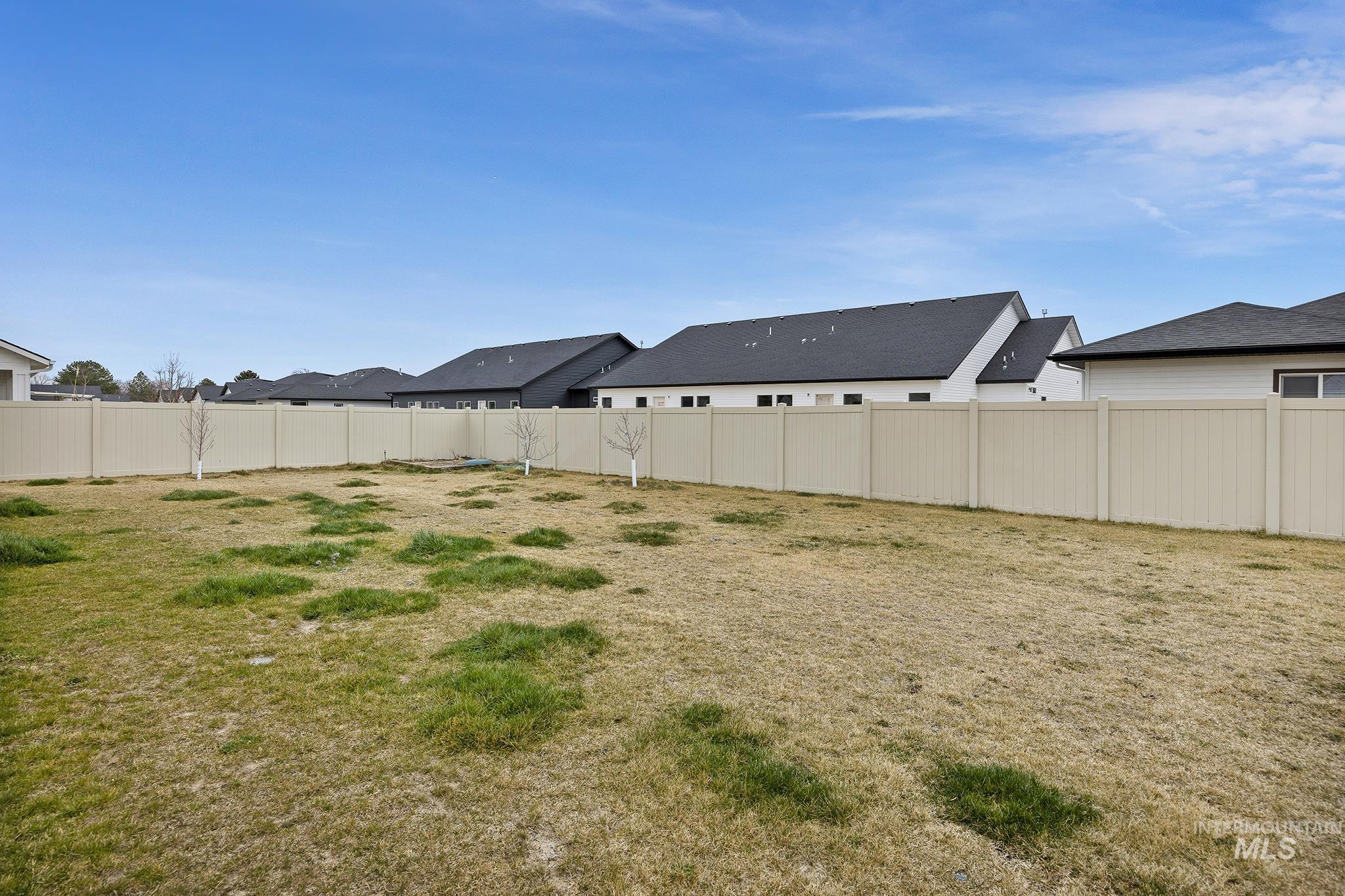 827 Mossview Ave, Twin Falls, Idaho 83301, 4 Bedrooms, 3 Bathrooms, Residential For Sale, Price $540,000, 98977588