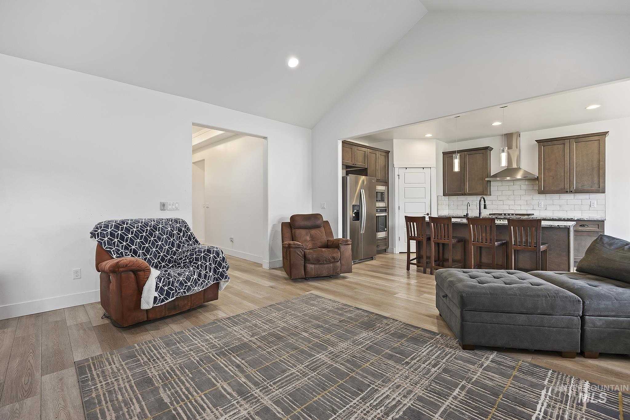 827 Mossview Ave, Twin Falls, Idaho 83301, 4 Bedrooms, 3 Bathrooms, Residential For Sale, Price $540,000, 98977588