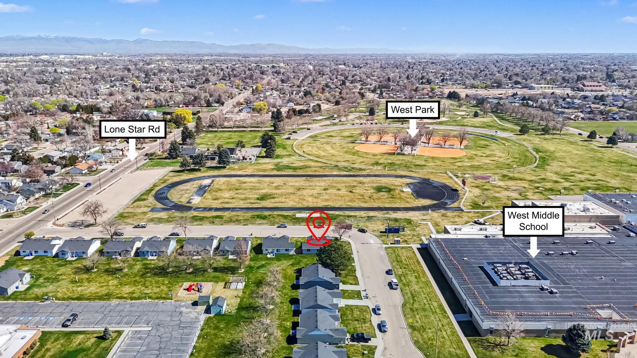 17 S Benewah Dr, Nampa, Idaho 83651, 3 Bedrooms, 2 Bathrooms, Residential For Sale, Price $300,000, 98977589