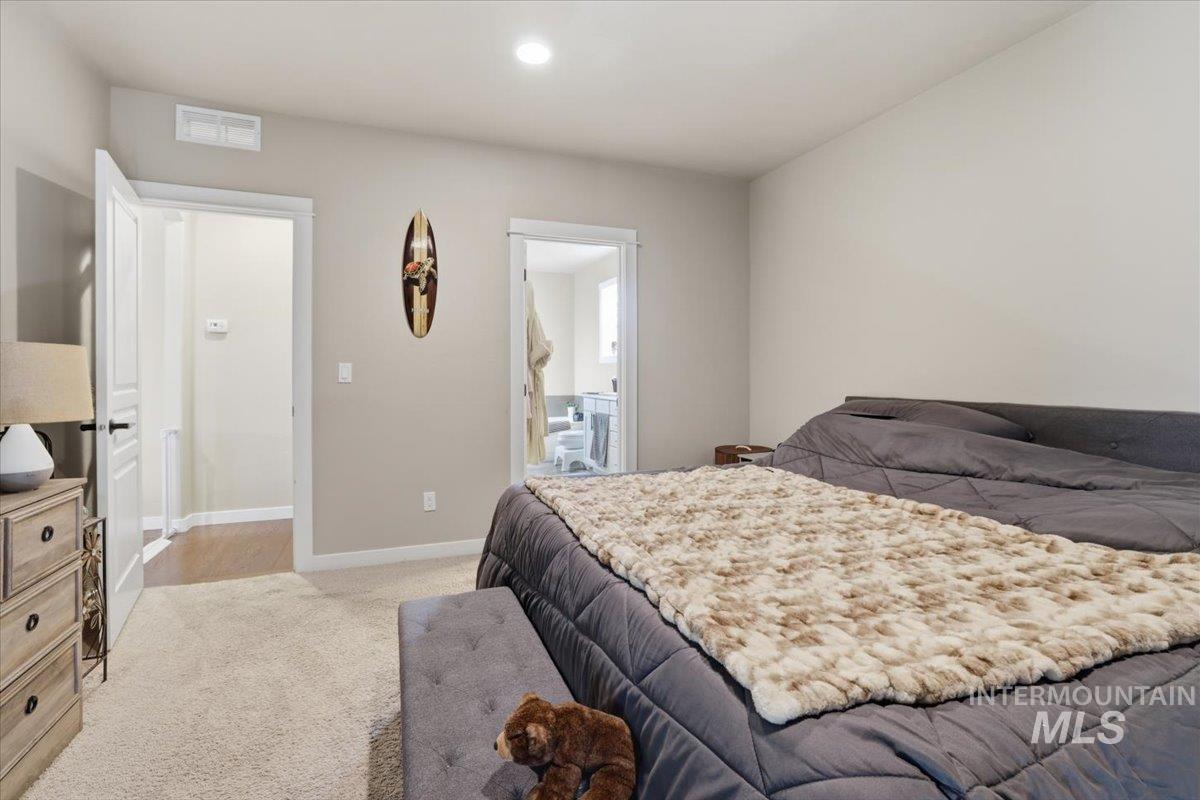 2008 S Belknap Loop, Nampa, Idaho 83686, 3 Bedrooms, 2 Bathrooms, Residential For Sale, Price $429,900, 98977592