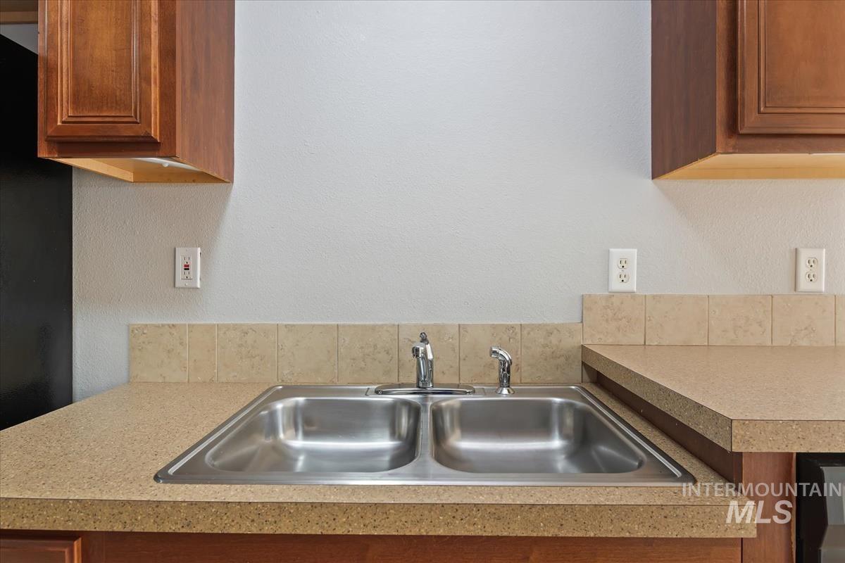 8887 W Candleston Ln, Boise, Idaho 83709, 2 Bedrooms, 2 Bathrooms, Residential For Sale, Price $299,950, 98977593