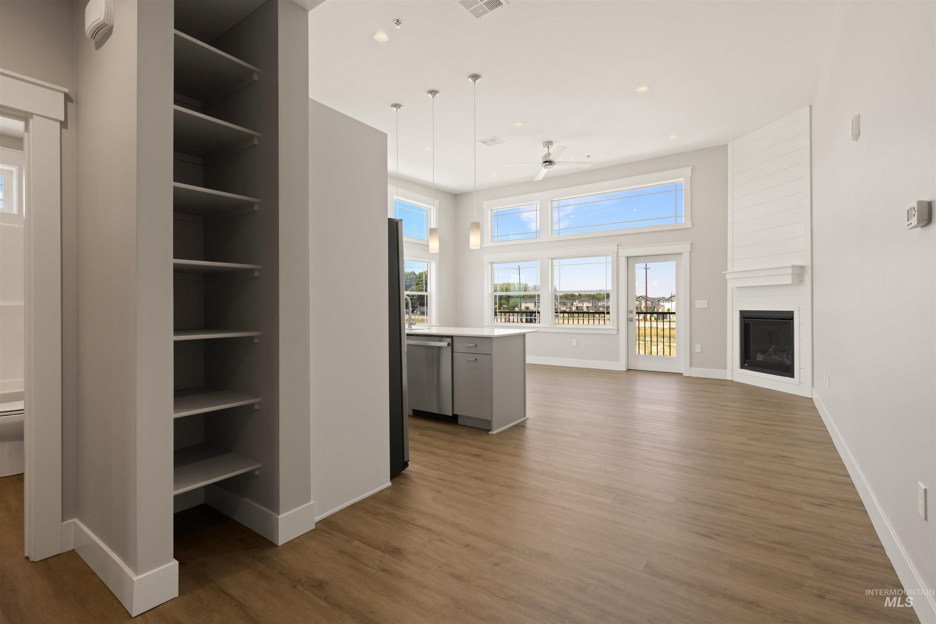 12545 W State St, Suite 208, Star, Idaho 83669, 2 Bedrooms, 2 Bathrooms, Residential Income For Sale, Price $250,000, 98977594