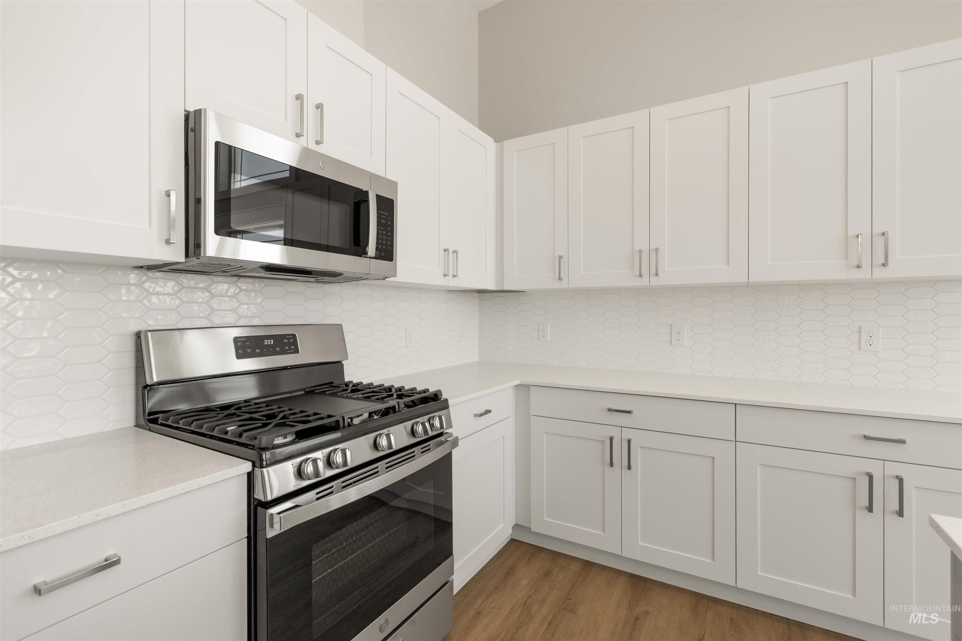 12545 W State St, Suite 208, Star, Idaho 83669, 2 Bedrooms, 2 Bathrooms, Residential Income For Sale, Price $250,000, 98977594