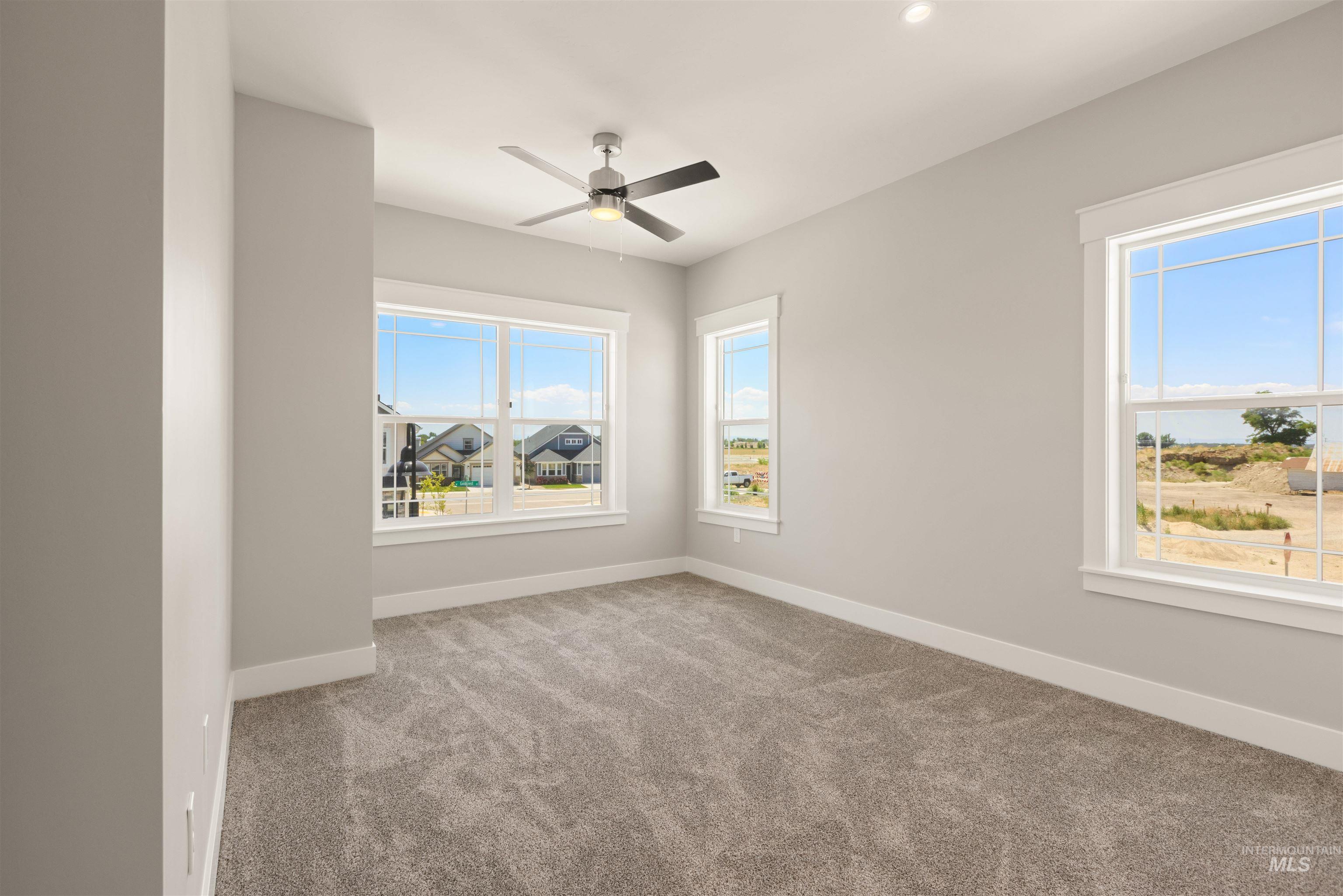 12545 W State St, Suite 207, Star, Idaho 83669, 2 Bedrooms, 2 Bathrooms, Residential Income For Sale, Price $250,000, 98977595