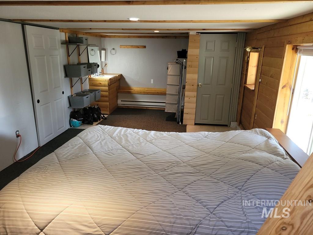 32 Mountain Air Drive, Cascade, Idaho 83611, 1 Bedroom, 2 Bathrooms, Residential For Sale, Price $349,900, 98977601