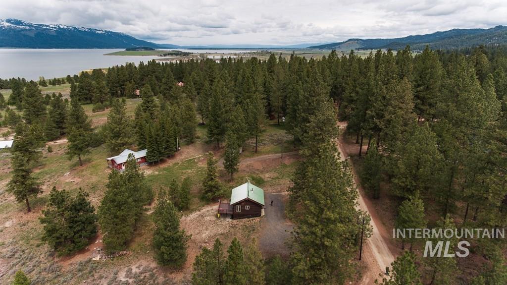 32 Mountain Air Drive, Cascade, Idaho 83611, 1 Bedroom, 2 Bathrooms, Residential For Sale, Price $349,900, 98977601