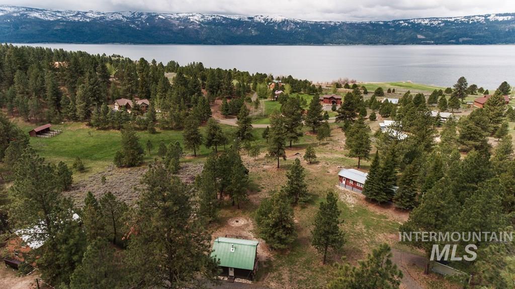 32 Mountain Air Drive, Cascade, Idaho 83611, 1 Bedroom, 2 Bathrooms, Residential For Sale, Price $349,900, 98977601