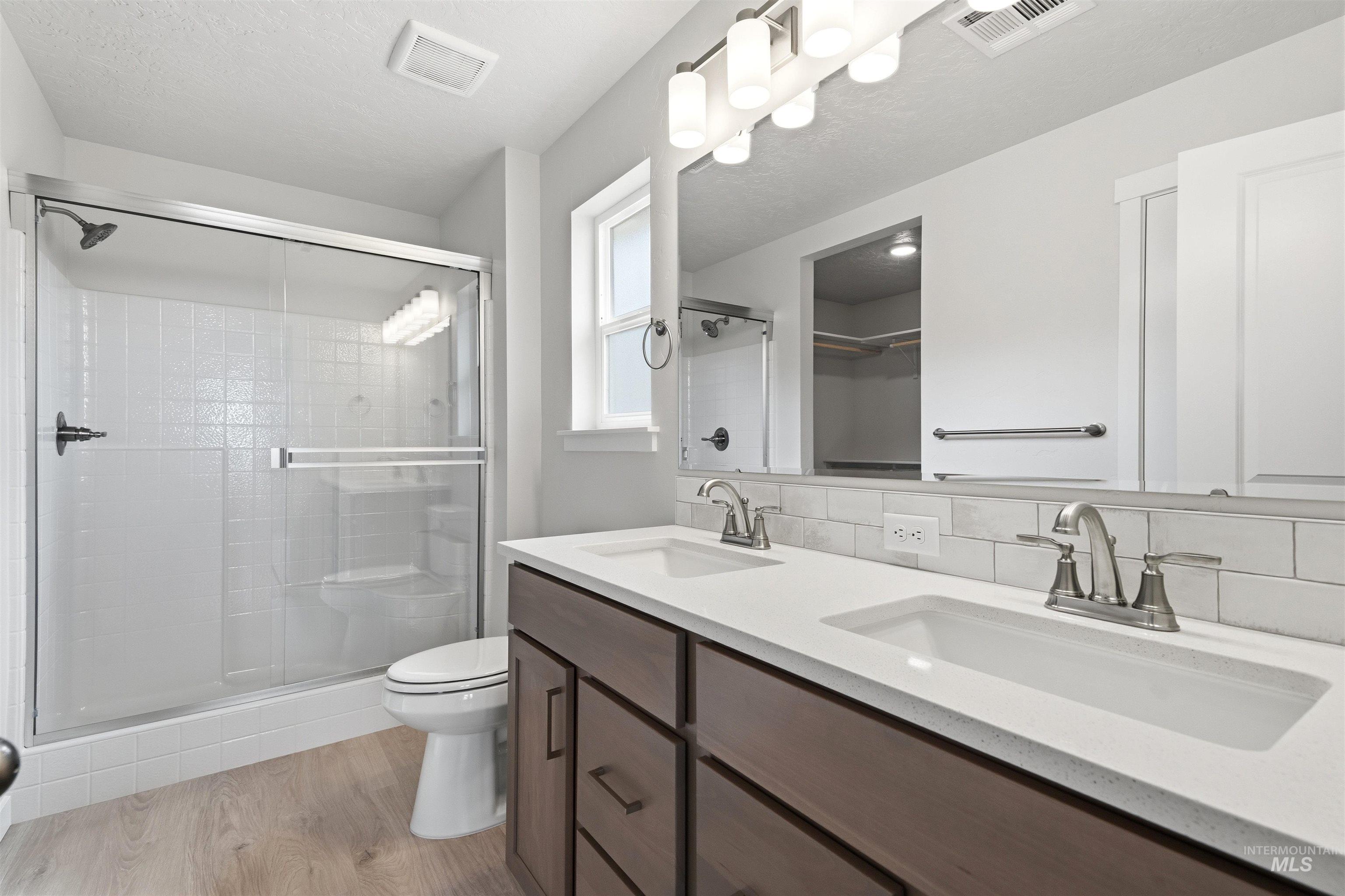 10103 Bellevue Ridge St, Nampa, Idaho 83687, 3 Bedrooms, 2 Bathrooms, Residential For Sale, Price $499,990, 98977602