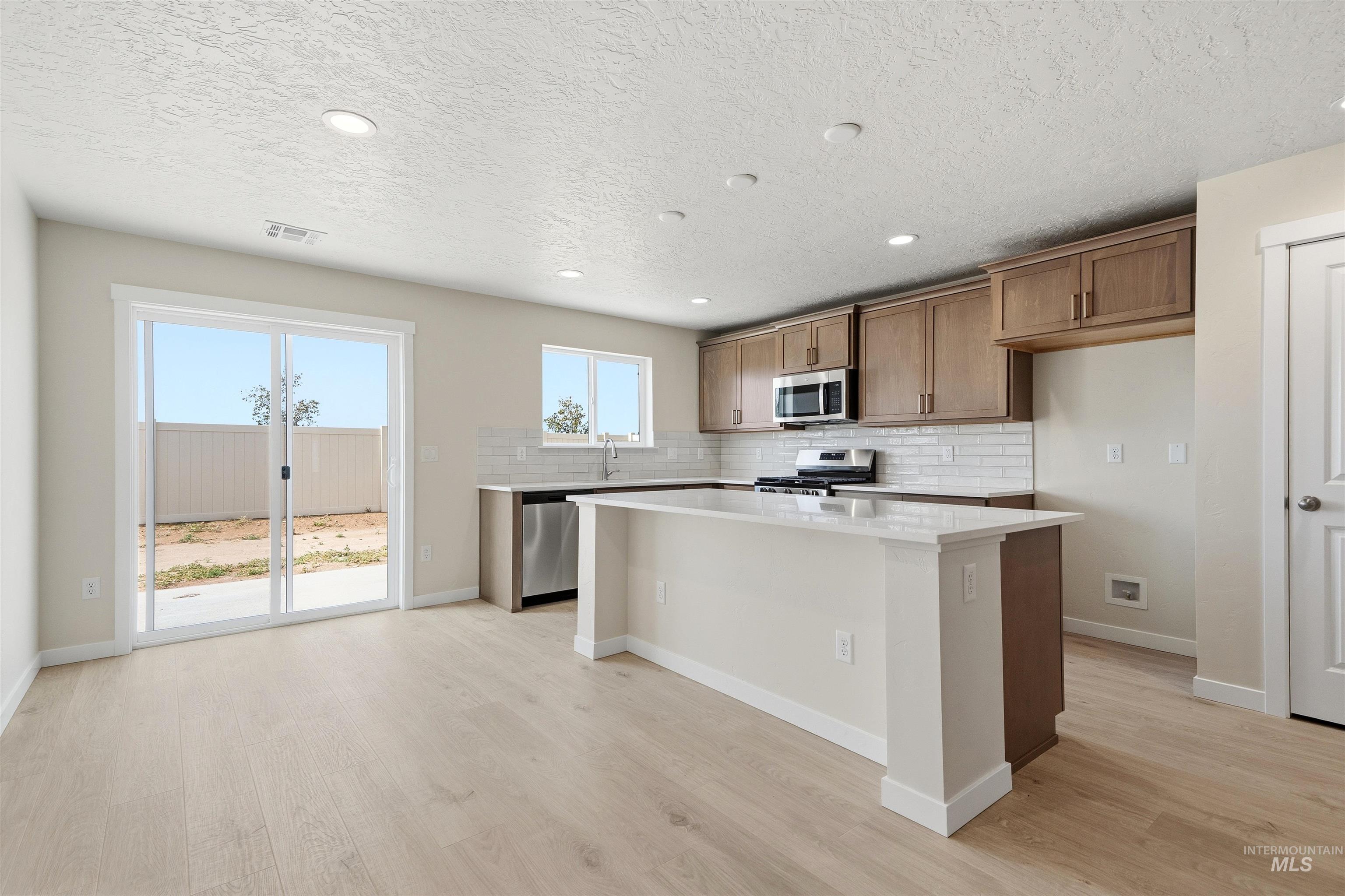 10103 Bellevue Ridge St, Nampa, Idaho 83687, 3 Bedrooms, 2 Bathrooms, Residential For Sale, Price $499,990, 98977602