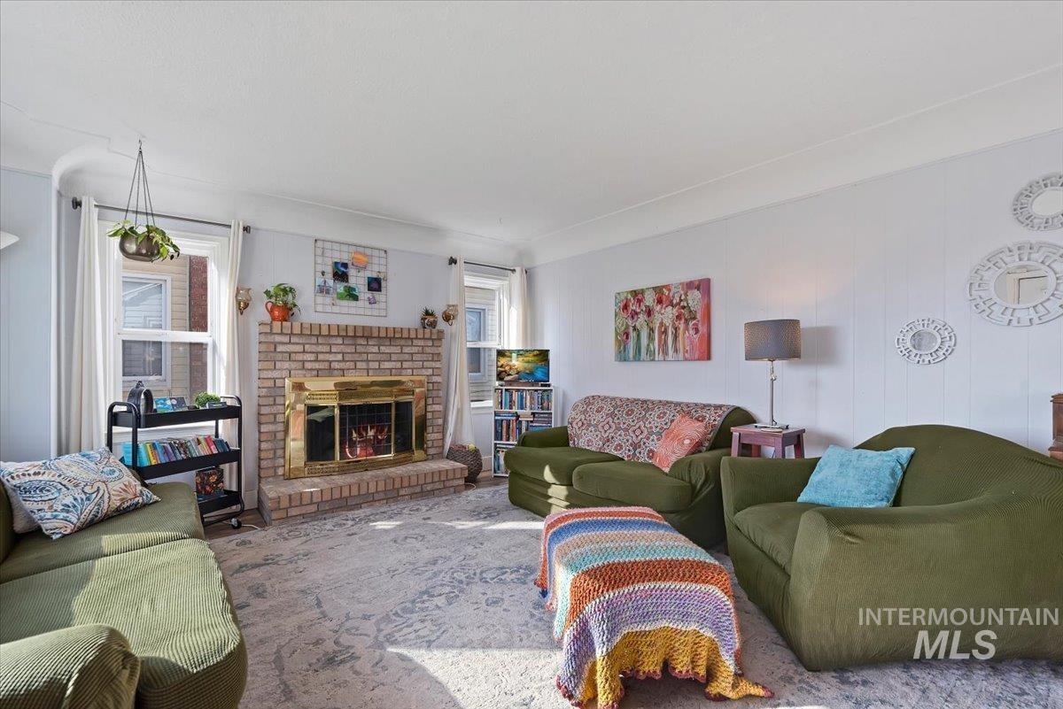 619 S. Pine St., Nampa, Idaho 83686, 3 Bedrooms, 1 Bathroom, Residential For Sale, Price $329,900, 98977606