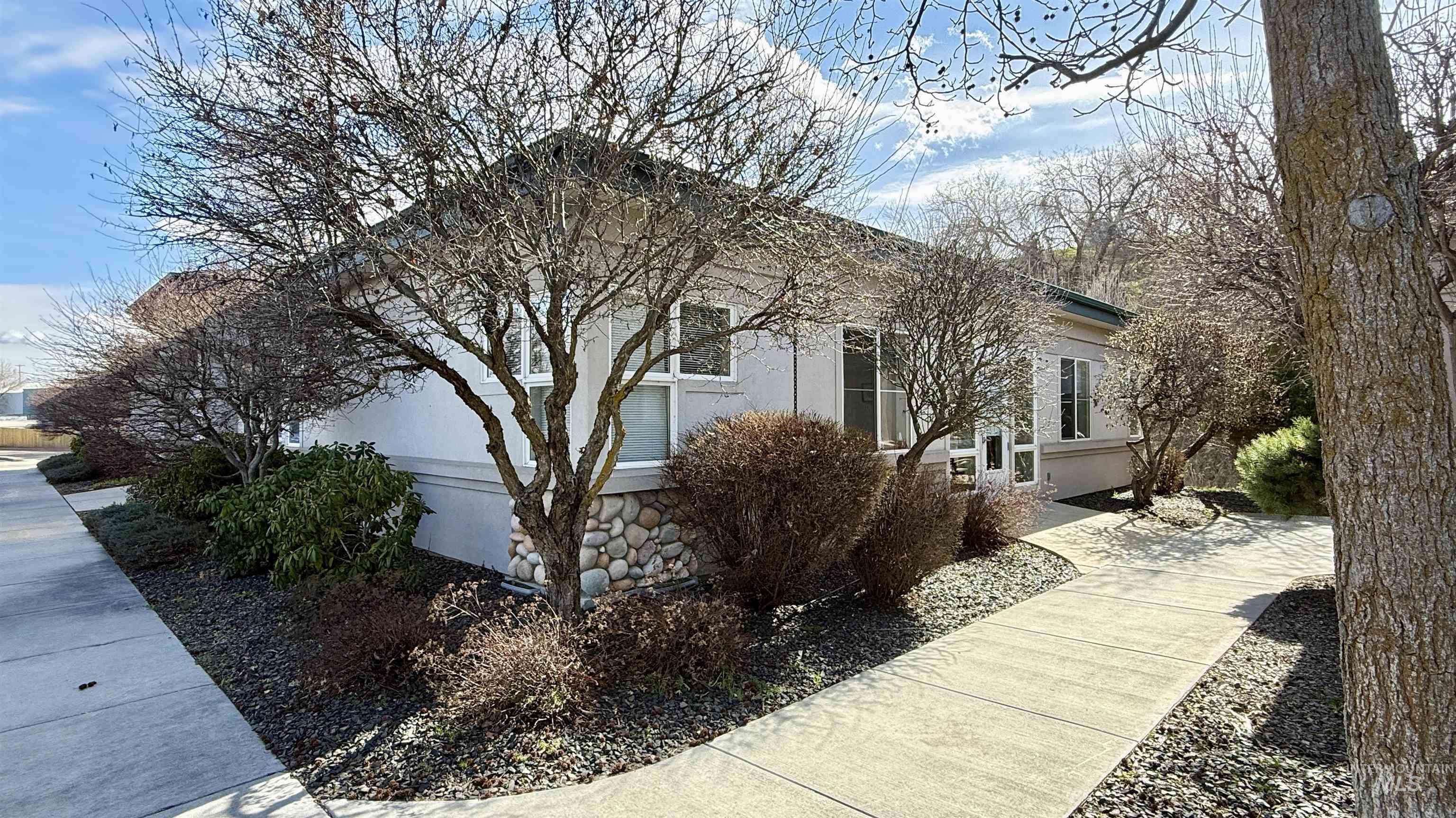 4481 N Dresden Pl., Garden City, Idaho 83714, 15 Rooms, Business/Commercial For Sale, Price $835,000,MLS 98977607