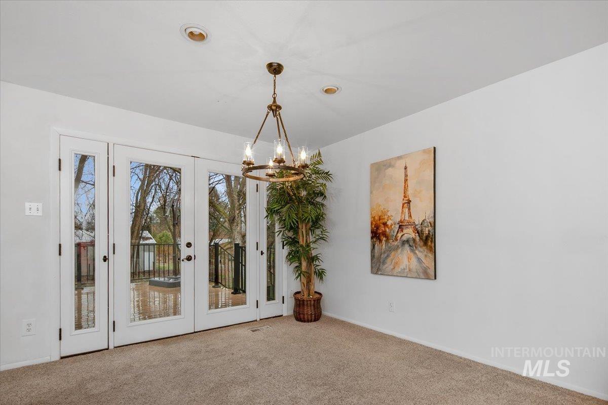 1184 Downing Dr, Eagle, Idaho 83616, 3 Bedrooms, 2.5 Bathrooms, Residential For Sale, Price $874,900,MLS 98977615