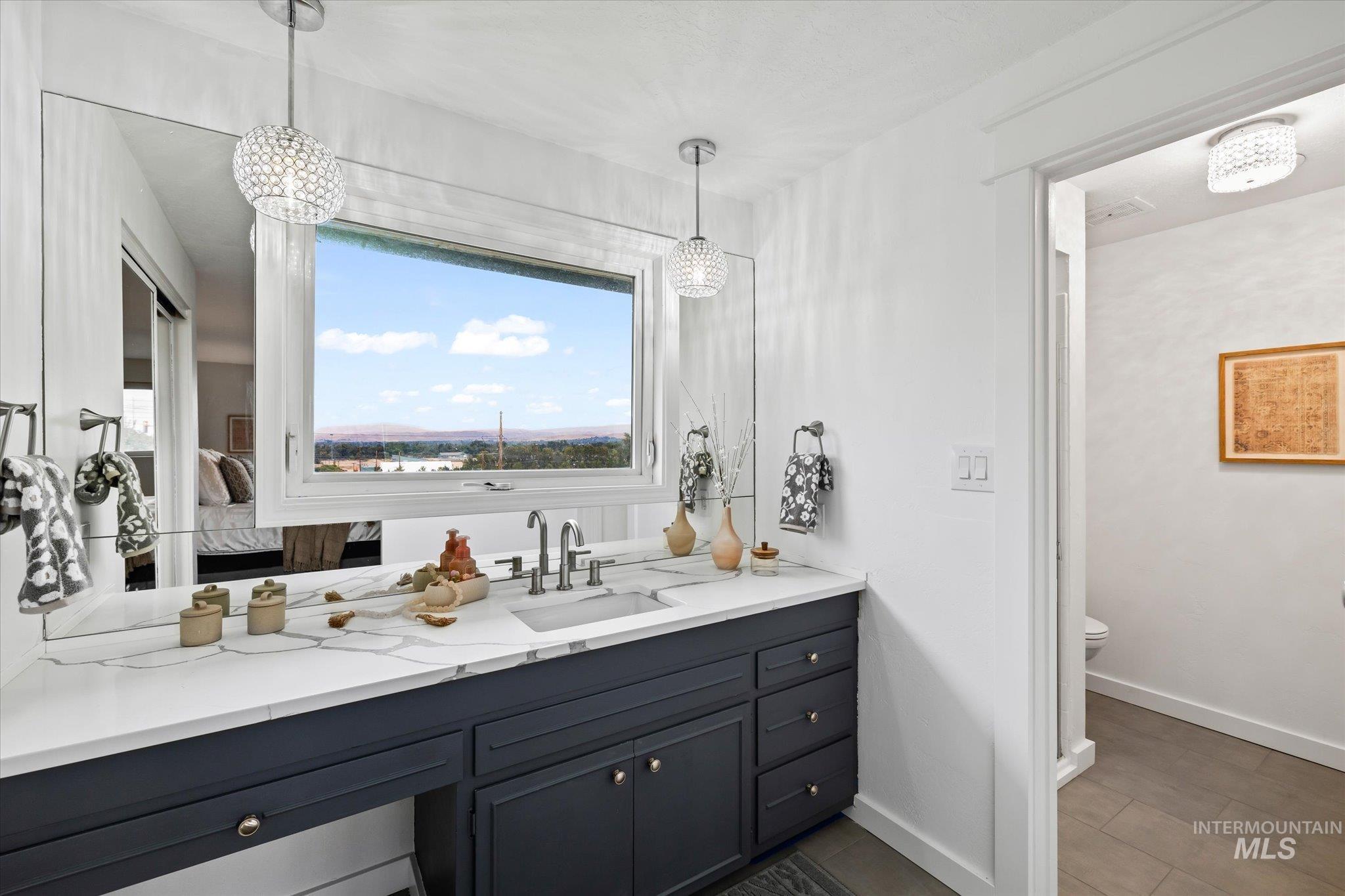 12170 Chinden Ridge, Boise, Idaho 83714, 5 Bedrooms, 3.5 Bathrooms, Residential For Sale, Price $1,100,000,MLS 98977623