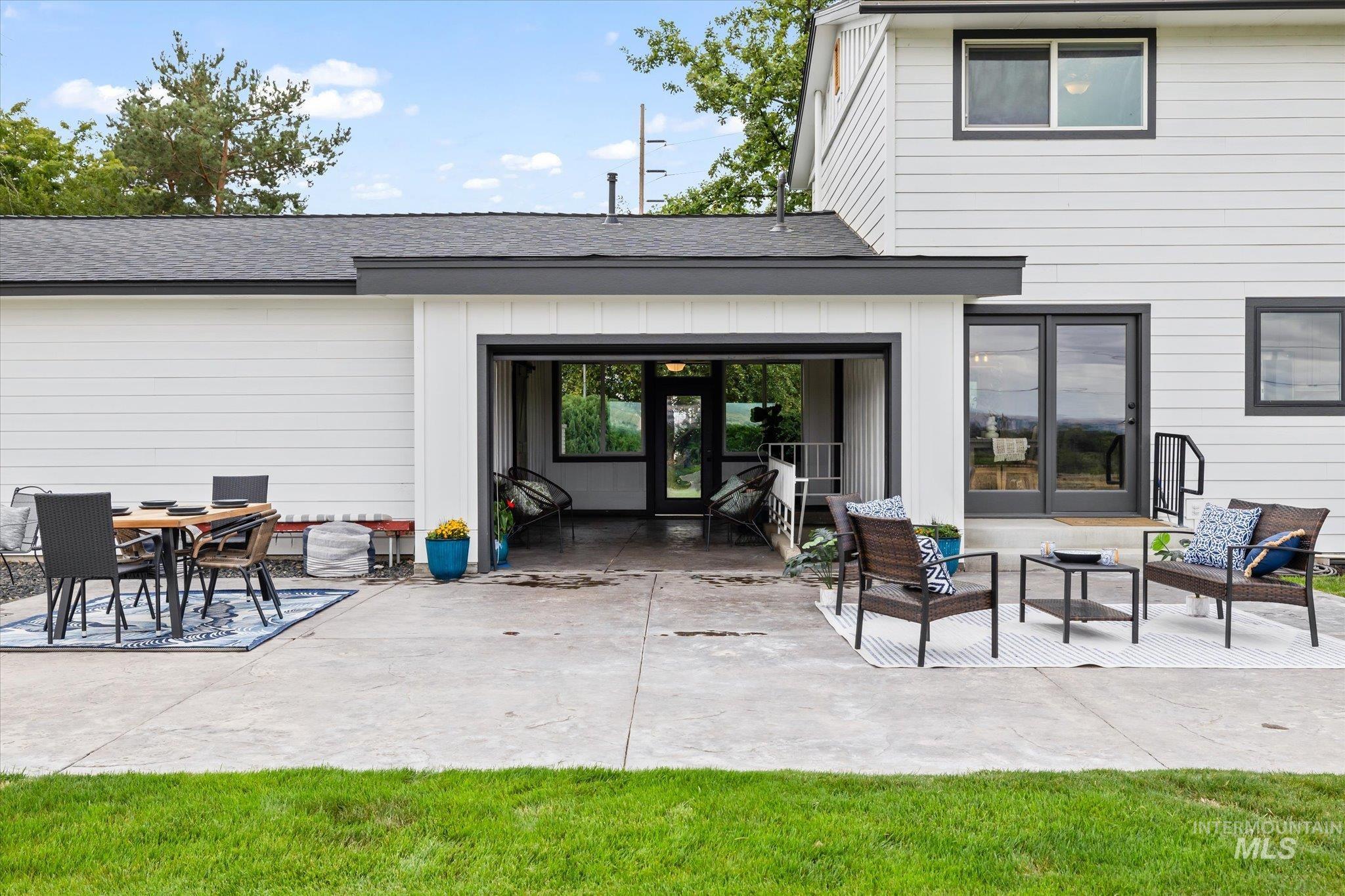 12170 Chinden Ridge, Boise, Idaho 83714, 5 Bedrooms, 3.5 Bathrooms, Residential For Sale, Price $1,100,000,MLS 98977623