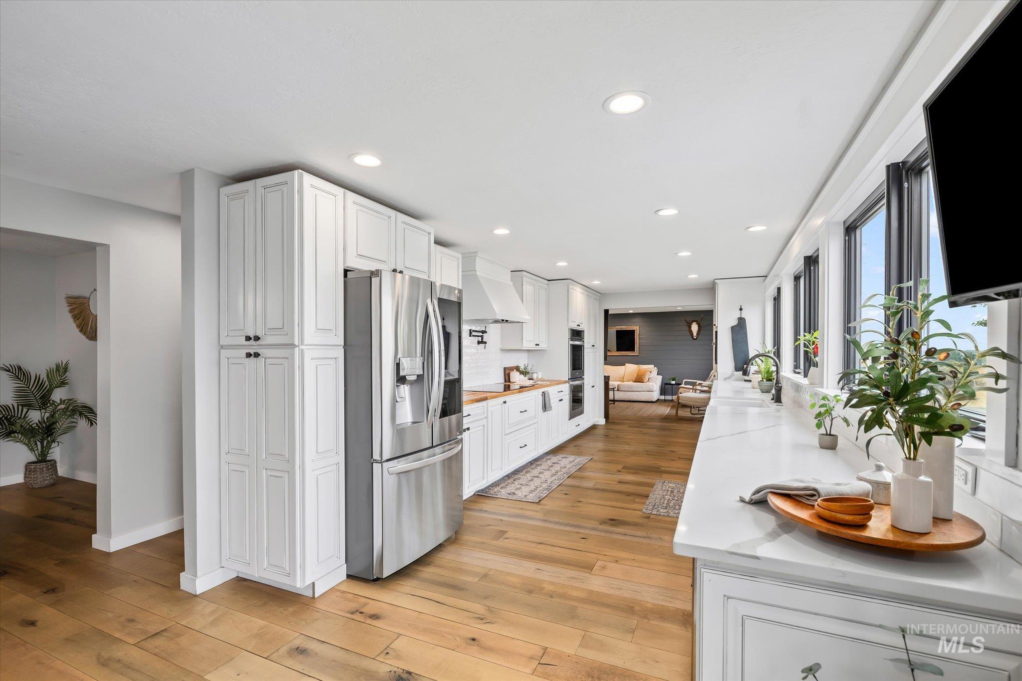 12170 Chinden Ridge, Boise, Idaho 83714, 5 Bedrooms, 3.5 Bathrooms, Residential For Sale, Price $1,100,000,MLS 98977623