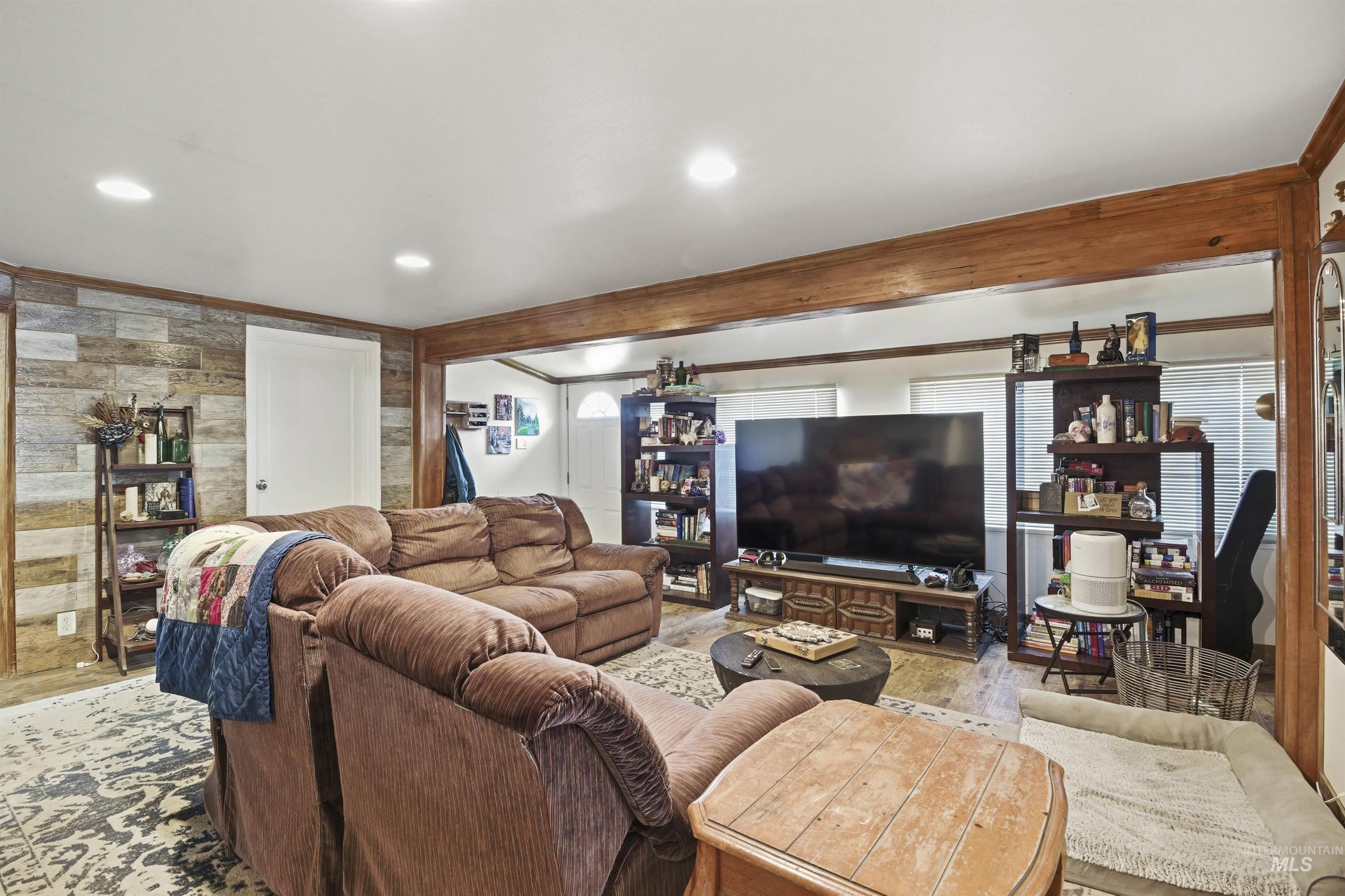 409 E E St, Moscow, Idaho 83843, 3 Bedrooms, 1 Bathroom, Residential For Sale, Price $339,000, 98977624